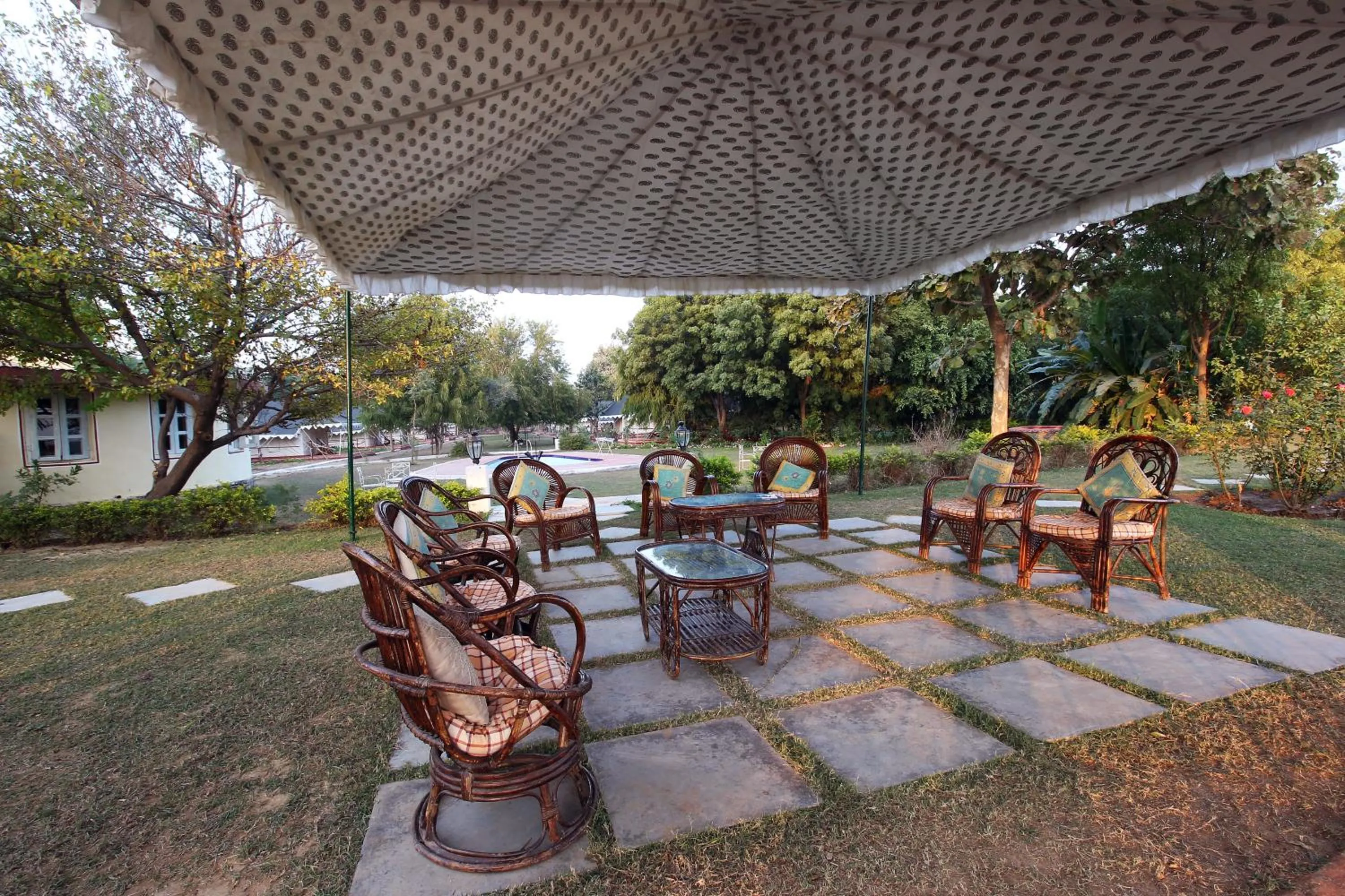 Patio in Bhadrawati - A Riverside Safari Lodge Ranthambore