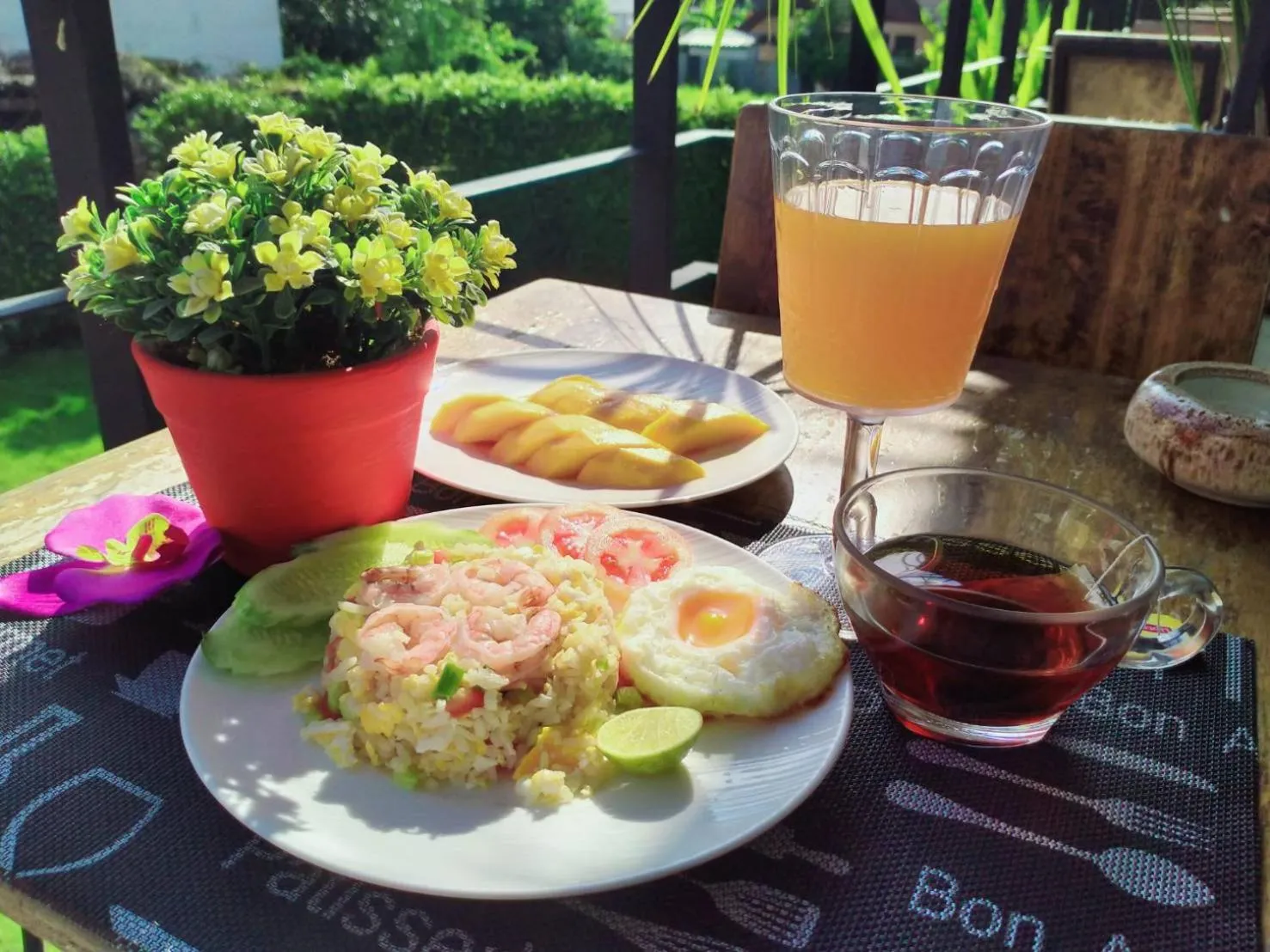 Continental breakfast in Hotel De Nara