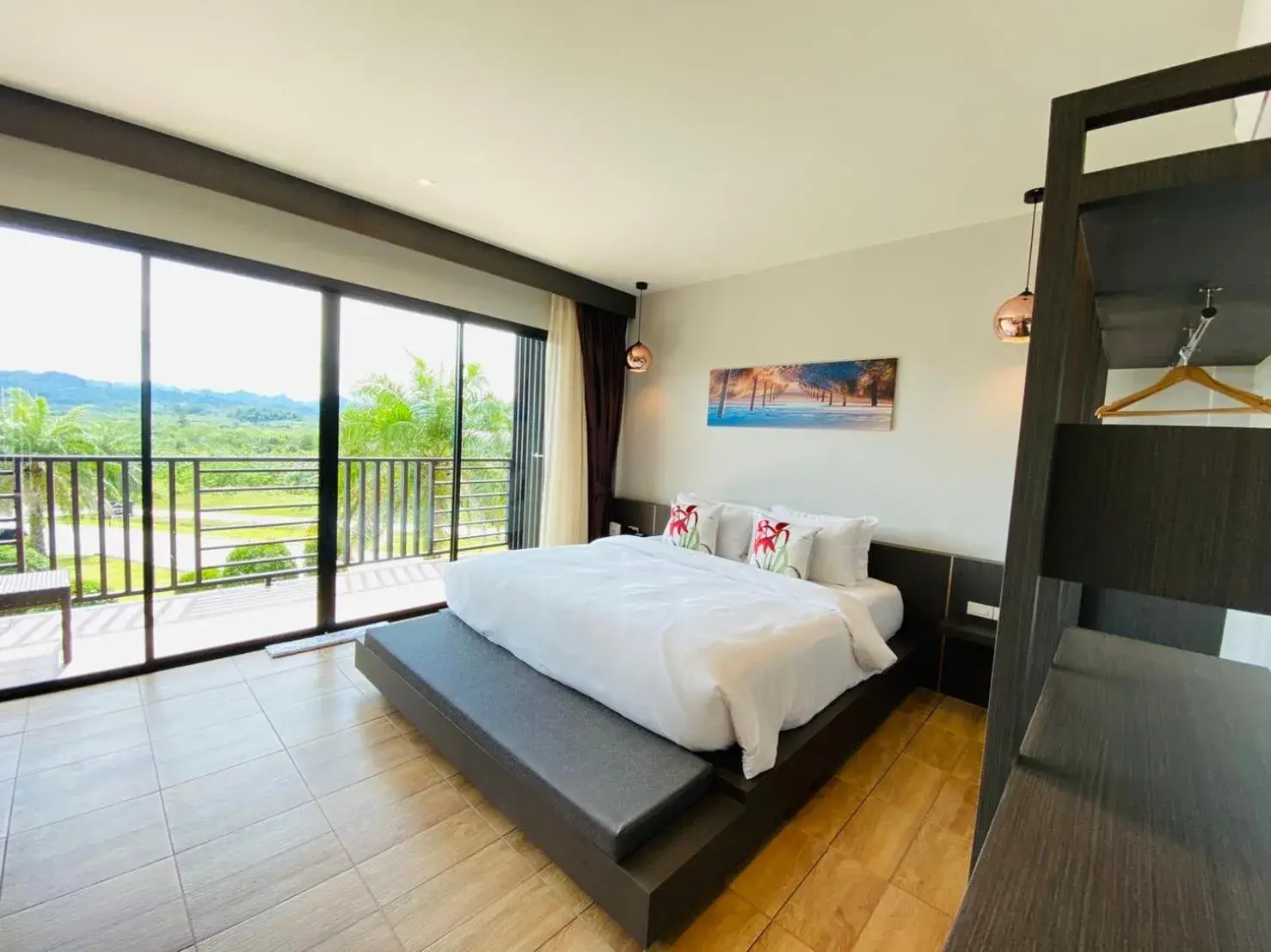 Deluxe Bathtub Mountain in Belong Jin The Dam Hotel And Resort Deluxe Bathtub Mountain in Belong Jin The Dam Hotel And Resort