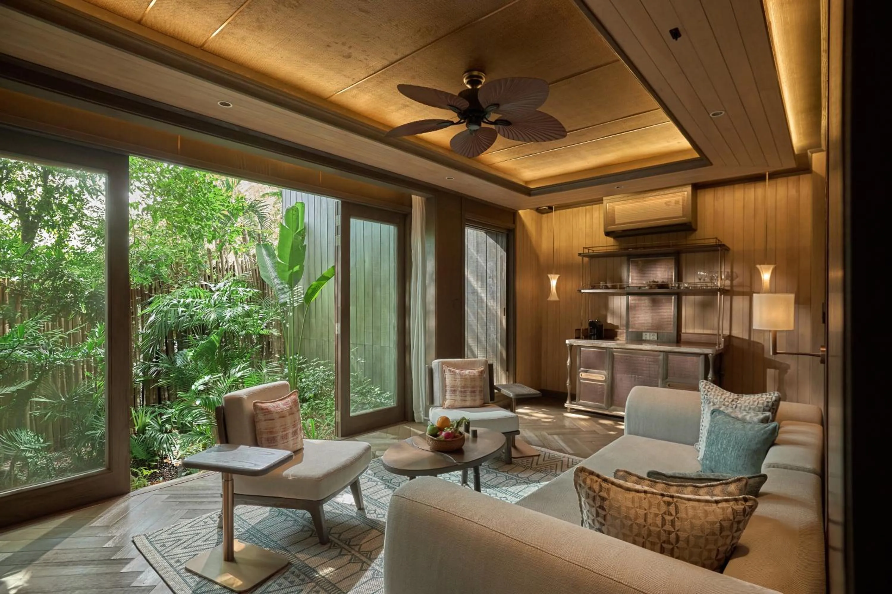 Seating area in An Lam Retreats Ninh Van Bay