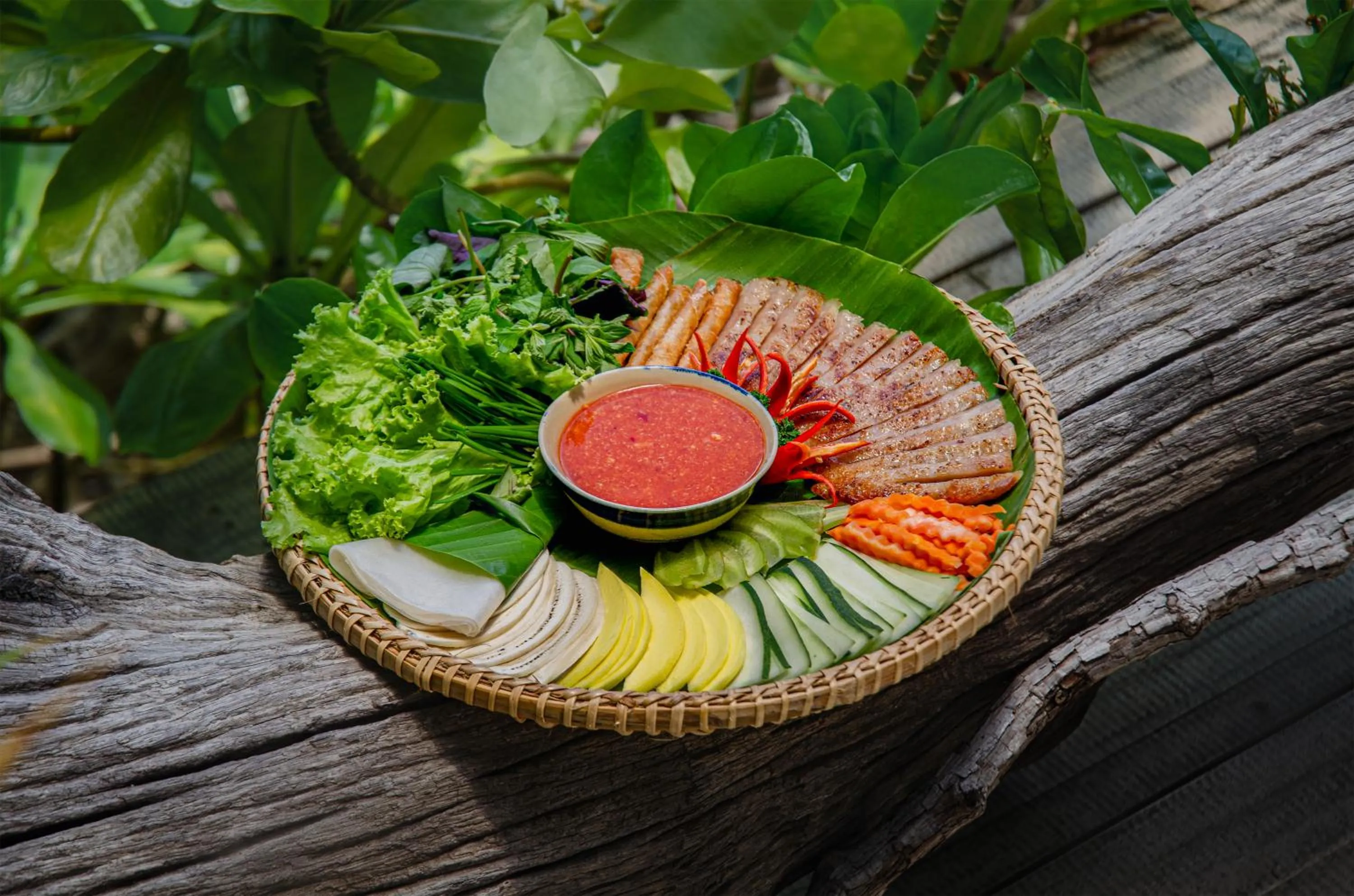 Food in An Lam Retreats Ninh Van Bay