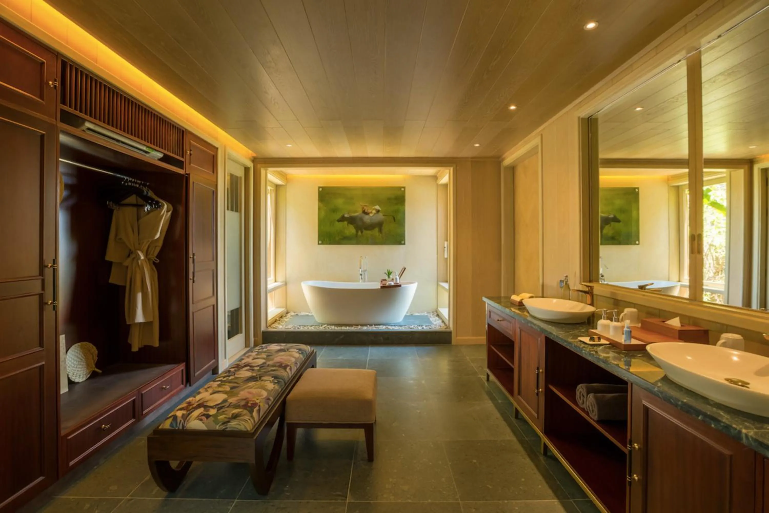 Bathroom, Bed in An Lam Retreats Ninh Van Bay