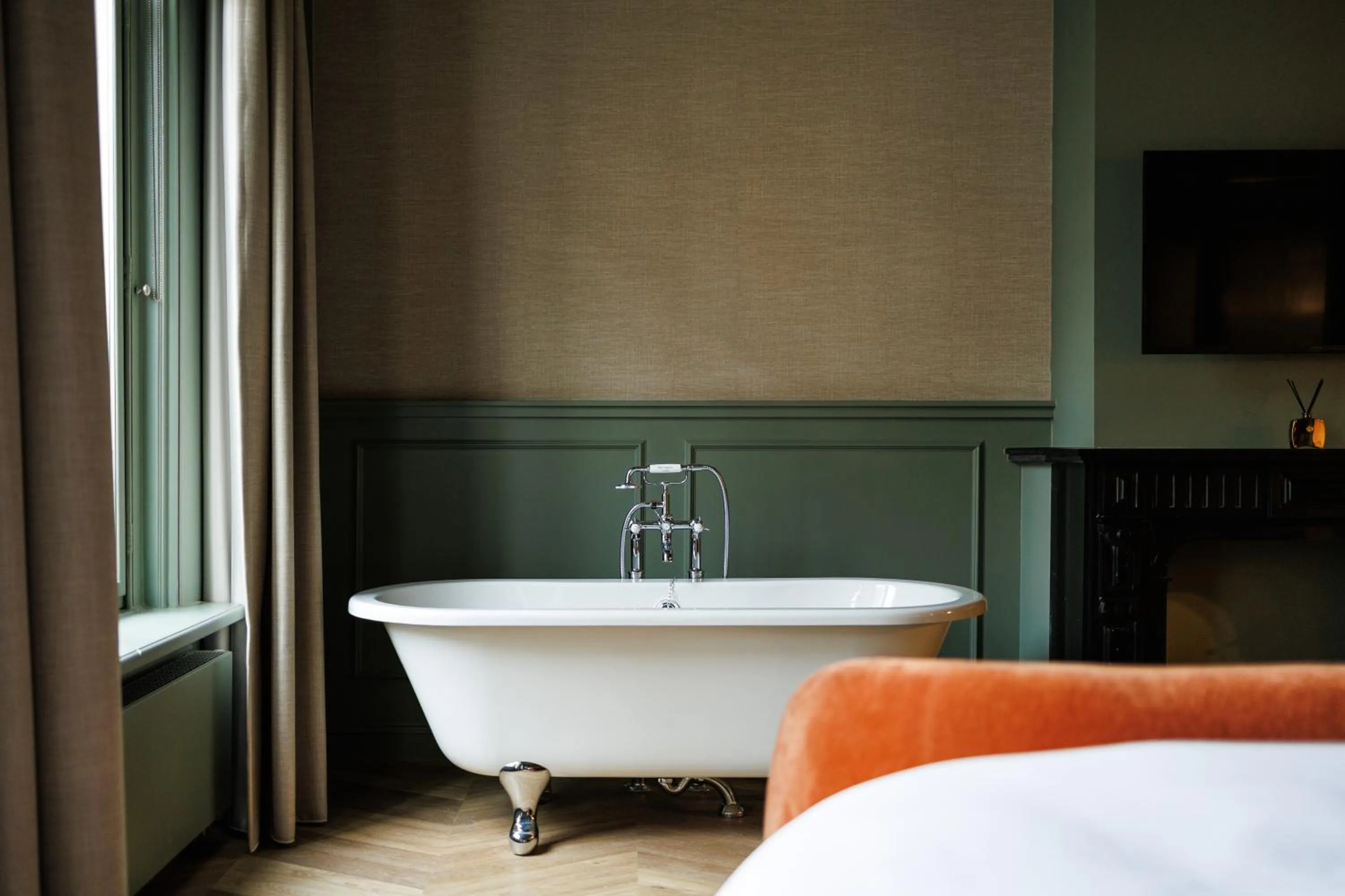 Bed in Uylenhof Hotel