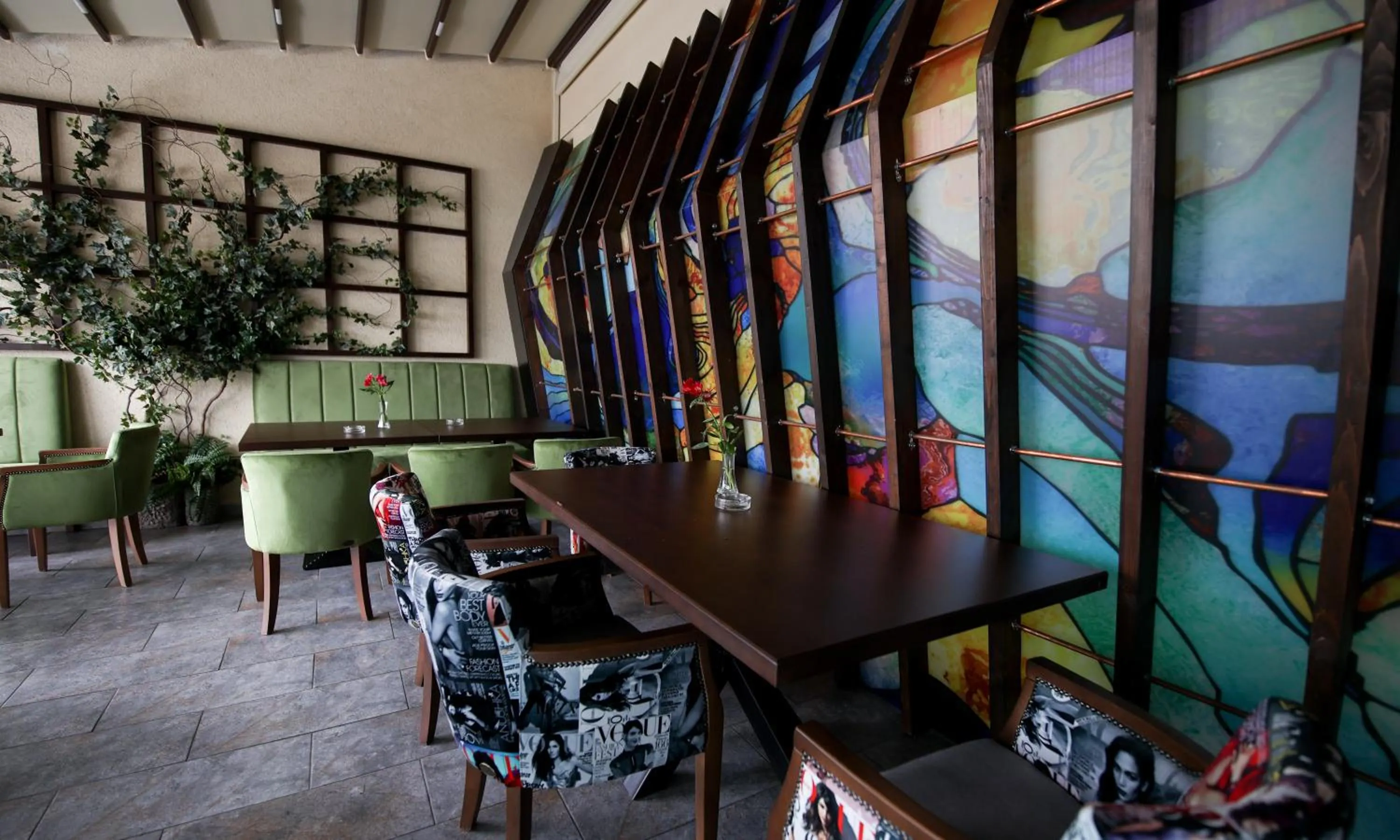 Restaurant/places to eat in Hotel Carmen