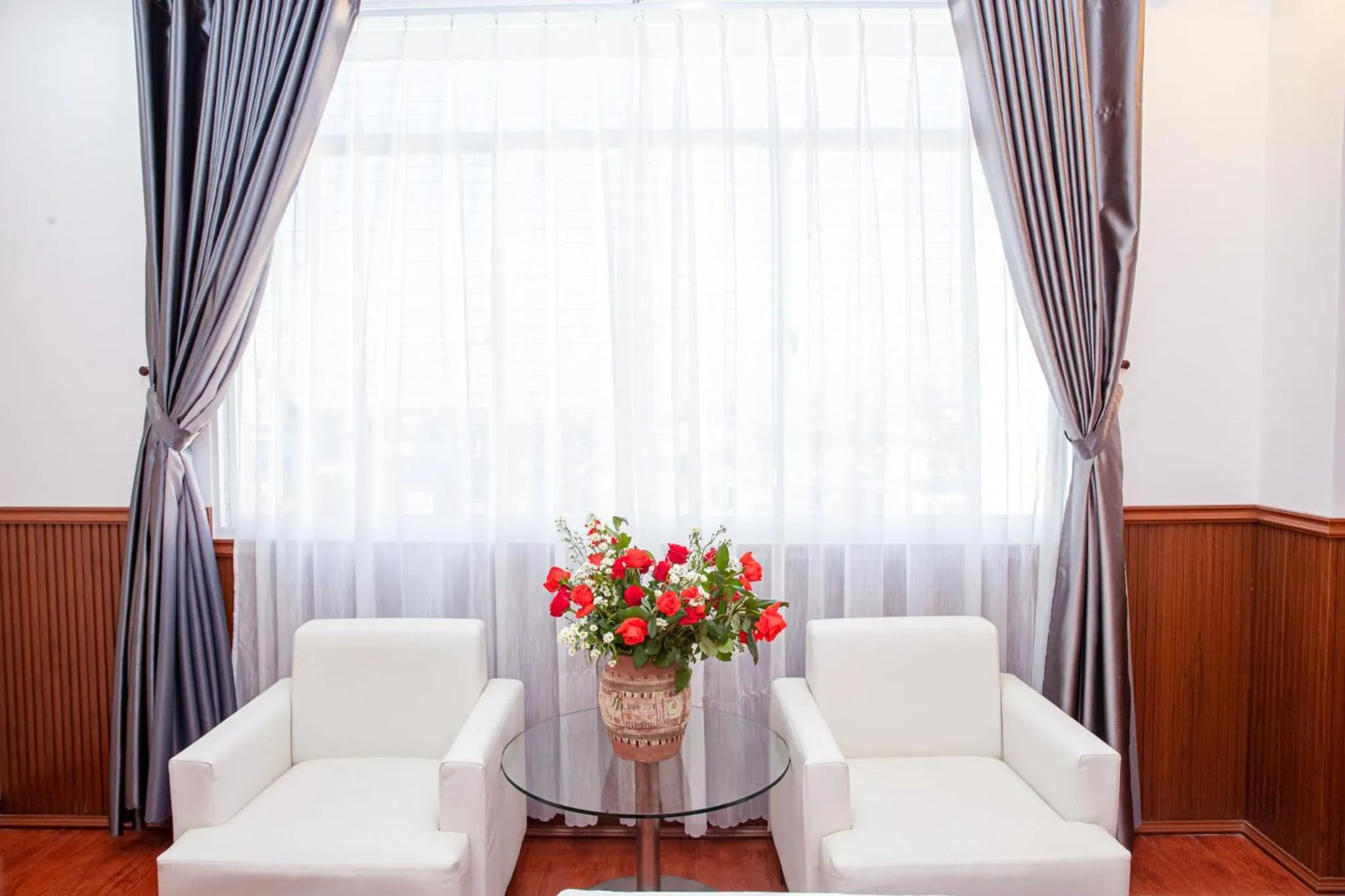 Seating area in Tre Xanh Hotel