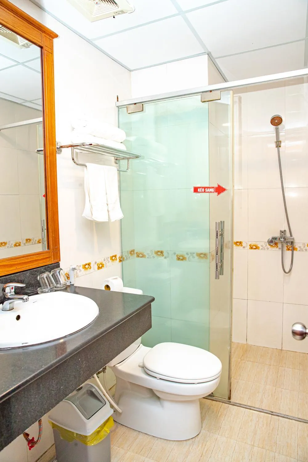 Toilet in Tre Xanh Hotel