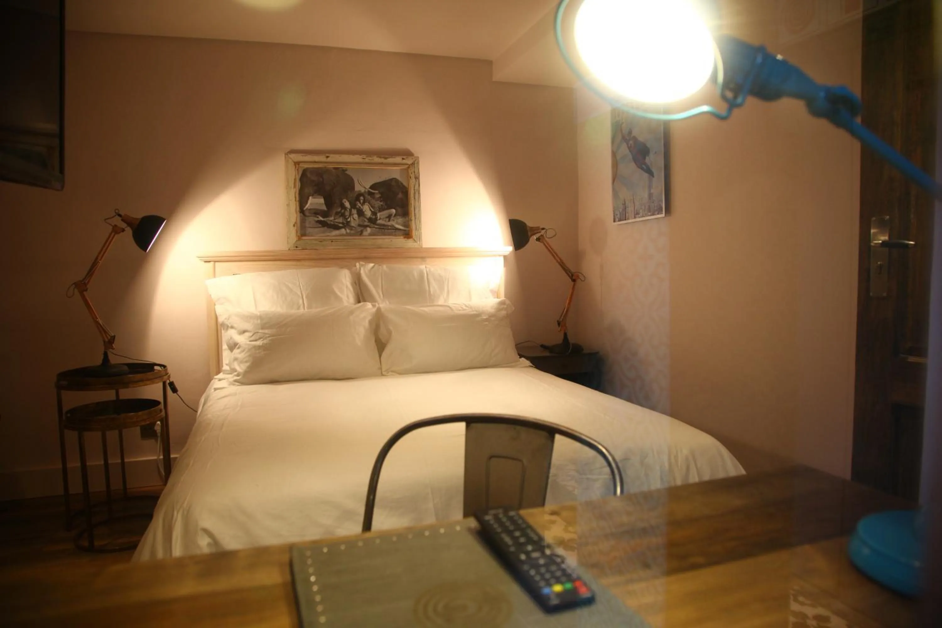 Bedroom, Bed in The Grey Hotel