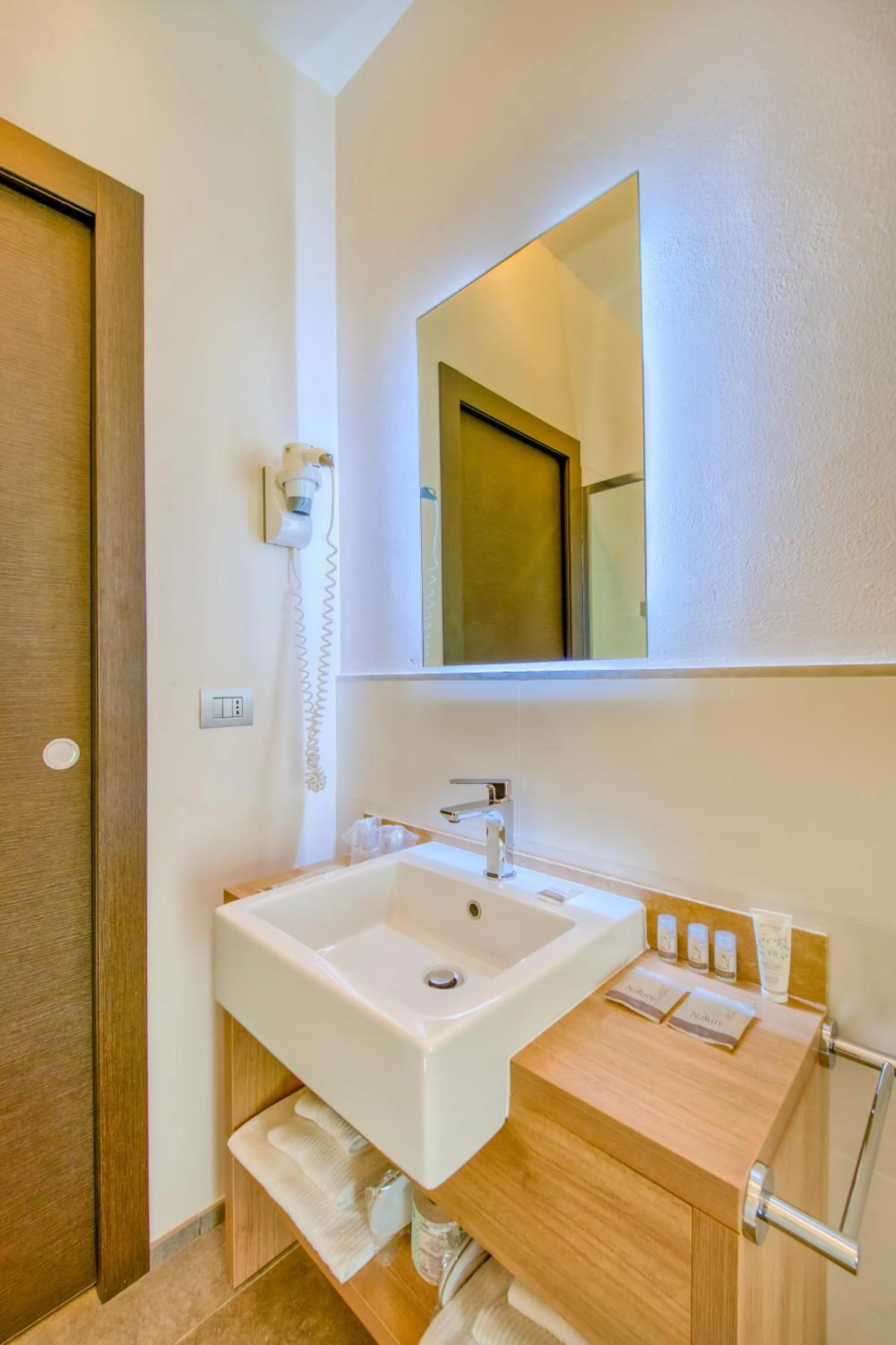 Shower in Boutique Hotel Bramante & SPA