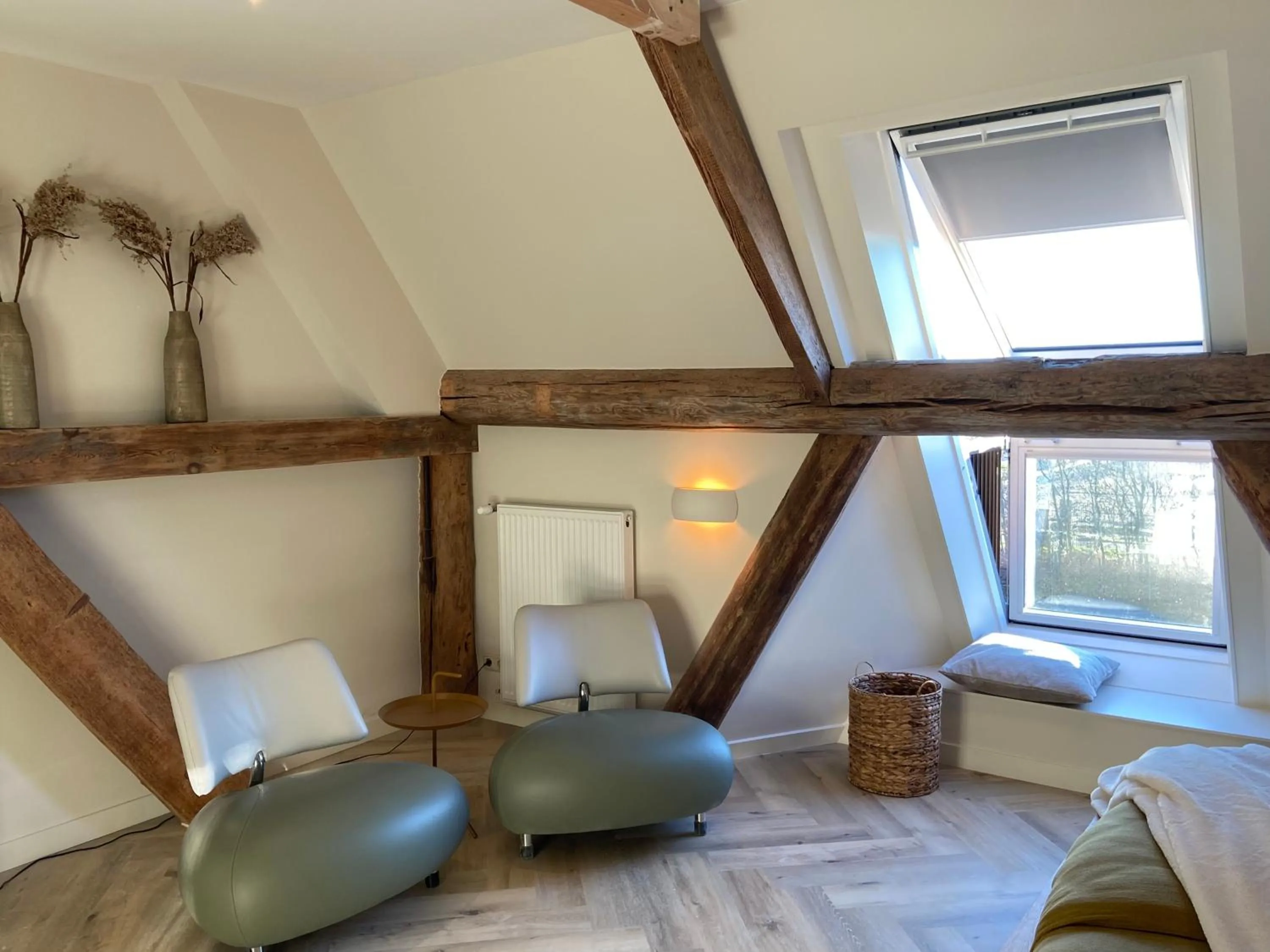 Seating area in B&B Idylle aan Zee incl 2 Wellnessstudios