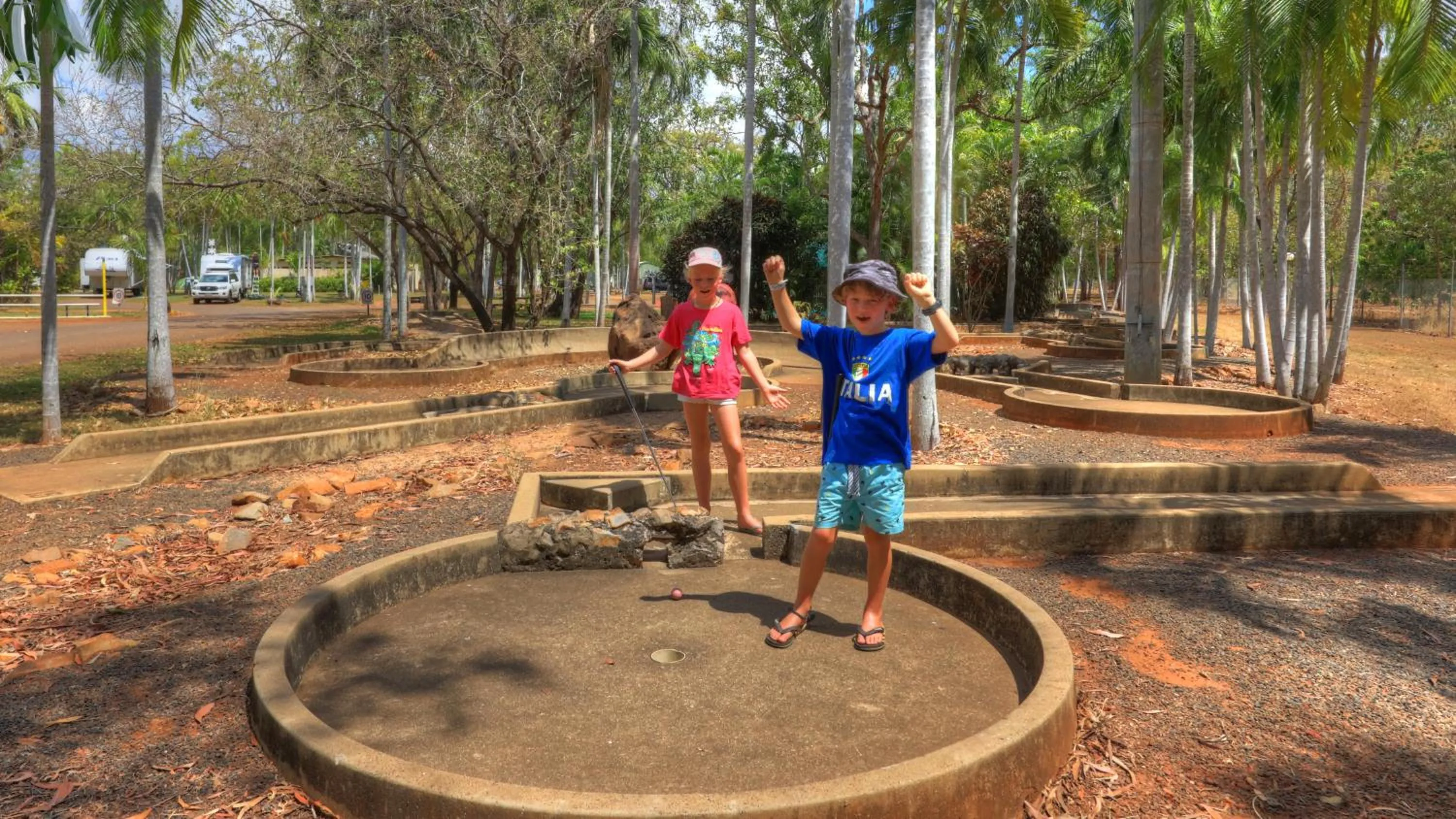 Minigolf in Batchelor Holiday Park