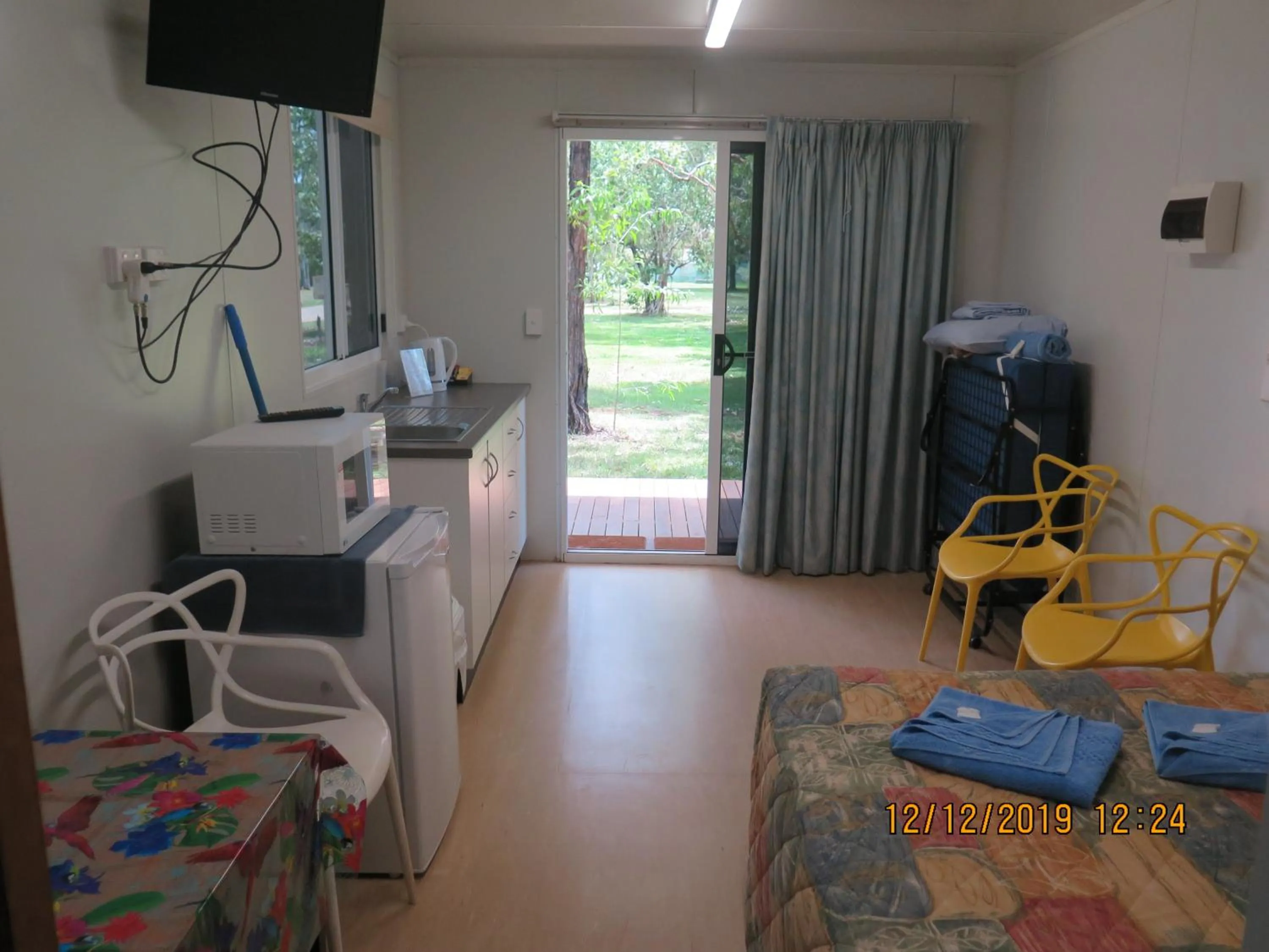 Living room in Batchelor Holiday Park