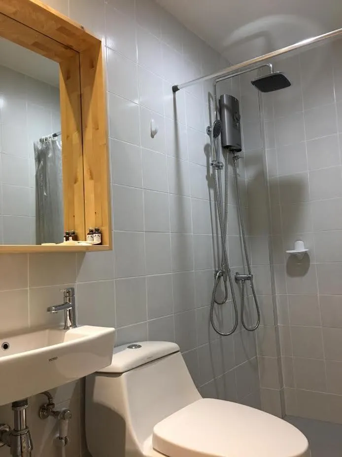Shower in Mont Place Donmuang