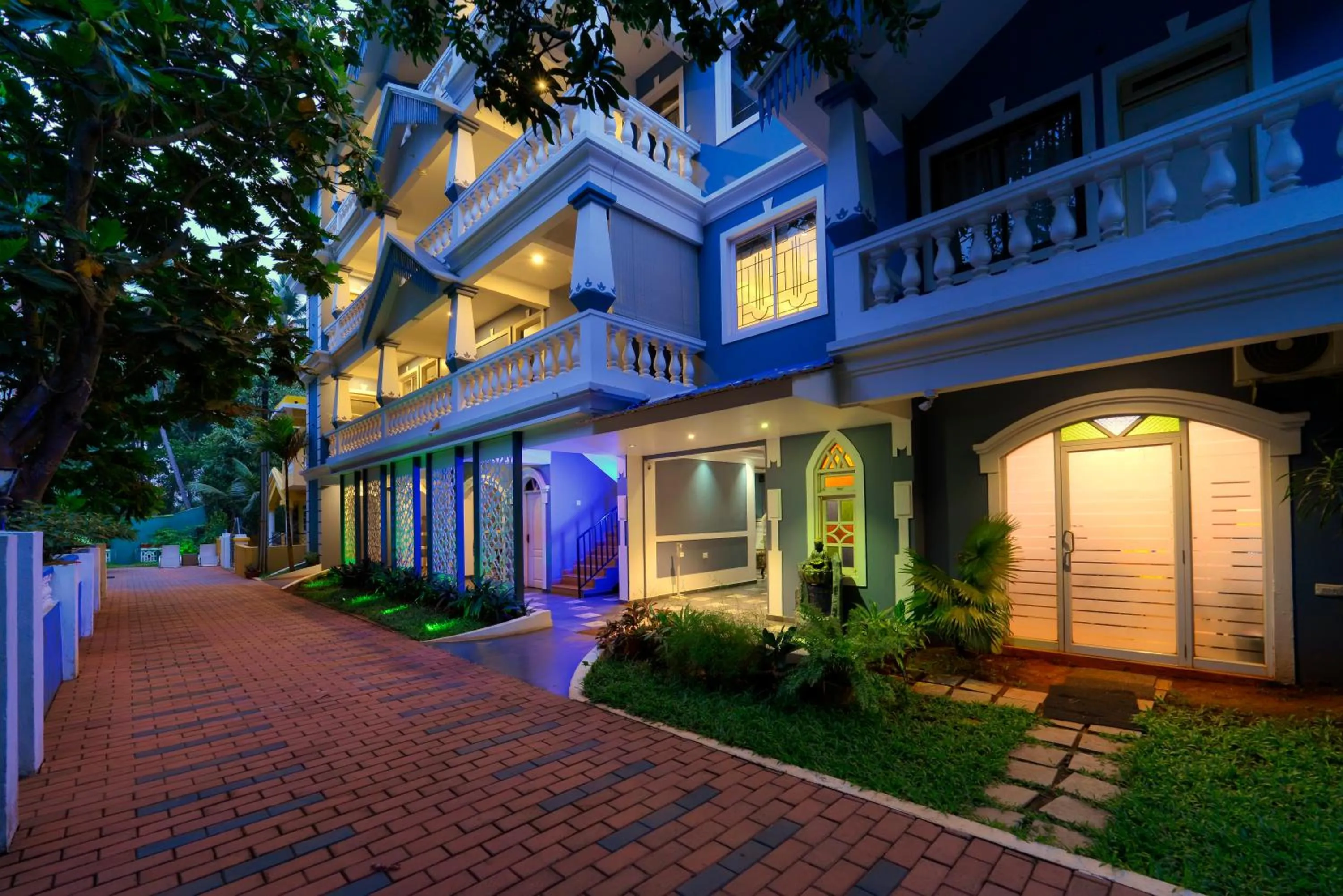 Property building in TreeHouse Nova