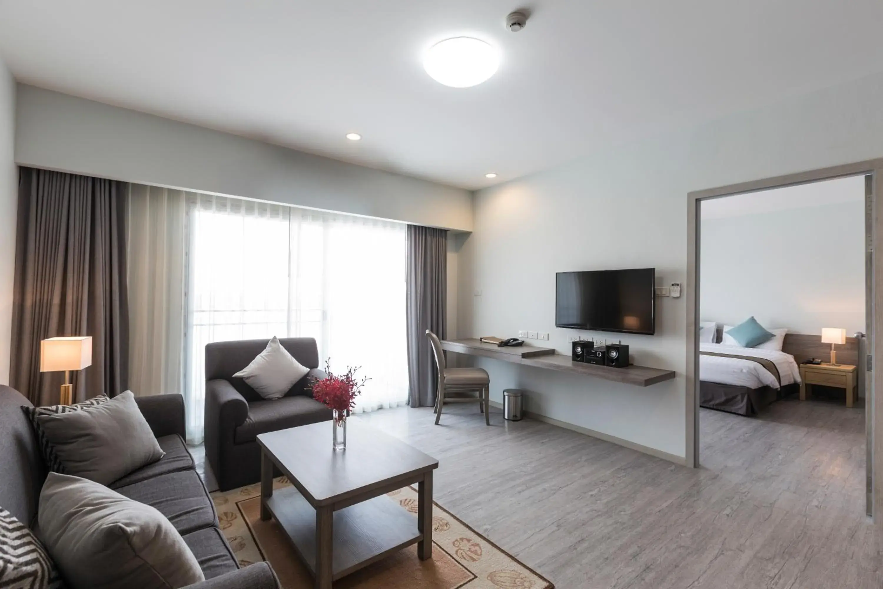 One-Bedroom Suite in Kantary Hotel And Serviced Apartment, Amata, Bangpakong One-Bedroom Suite in Kantary Hotel And Serviced Apartment, Amata, Bangpakong