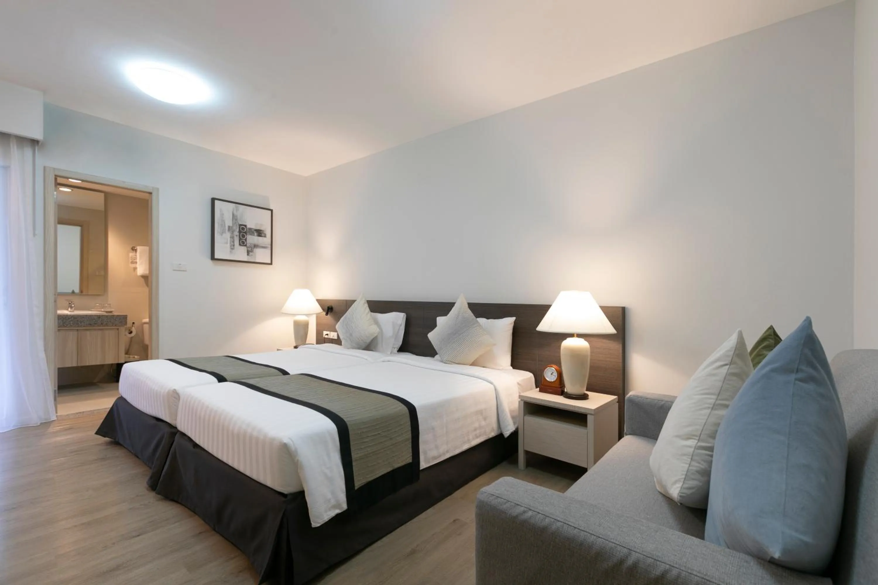 Bed in Kantary Hotel And Serviced Apartment, Amata, Bangpakong