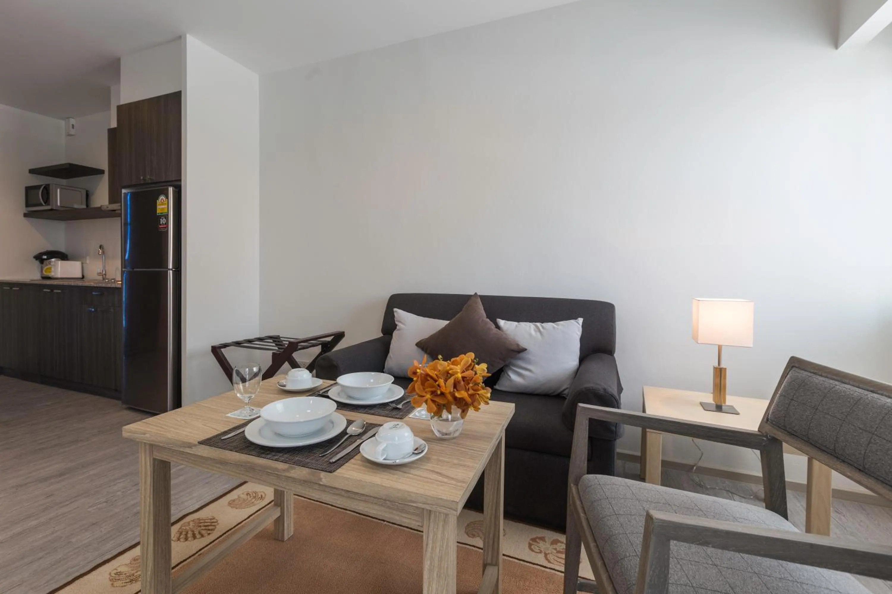 Kitchen or kitchenette in Kantary Hotel And Serviced Apartment, Amata, Bangpakong