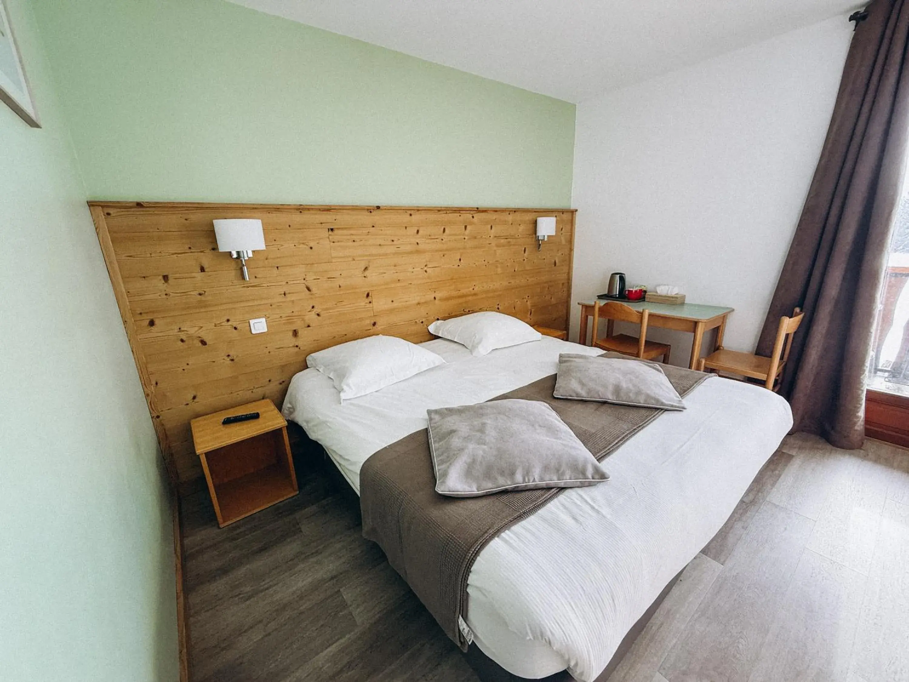 Quadruple Room with Balcony - single occupancy in Le Relais Nordique Quadruple Room with Balcony - single occupancy in Le Relais Nordique