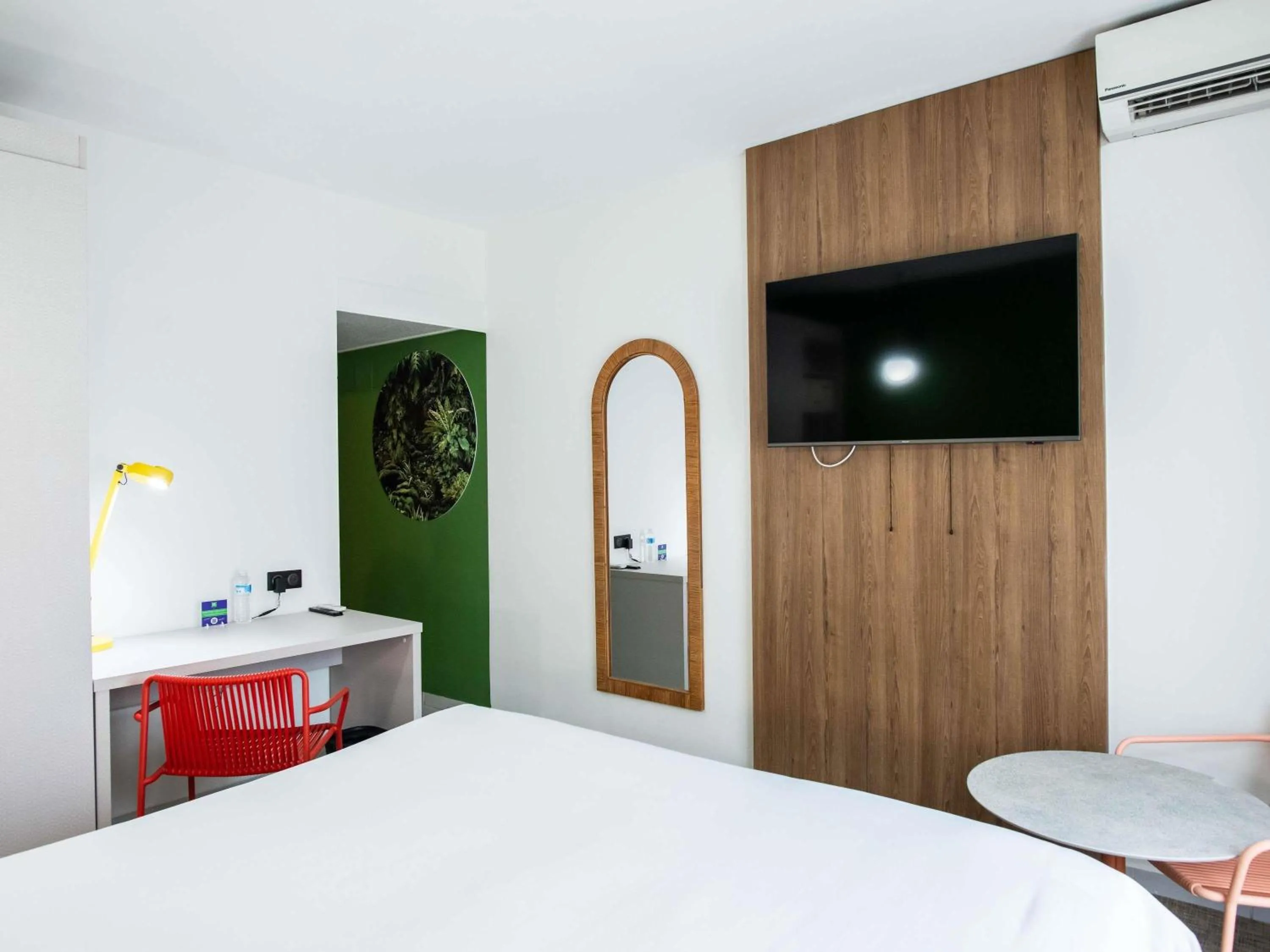 Bedroom, Bed in Ibis Styles Cayenne Centre Amazonia