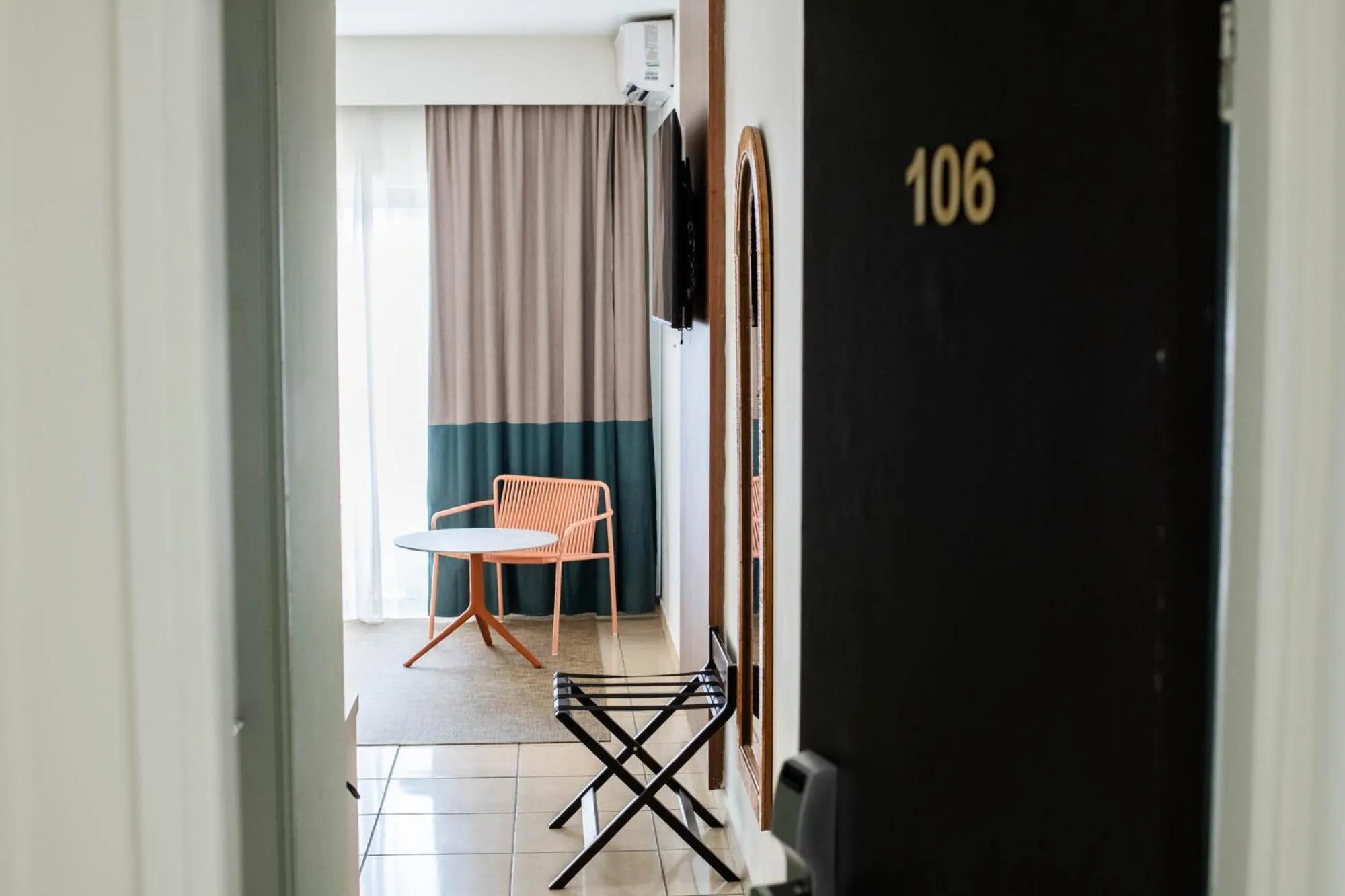Seating area in Ibis Styles Cayenne Centre Amazonia
