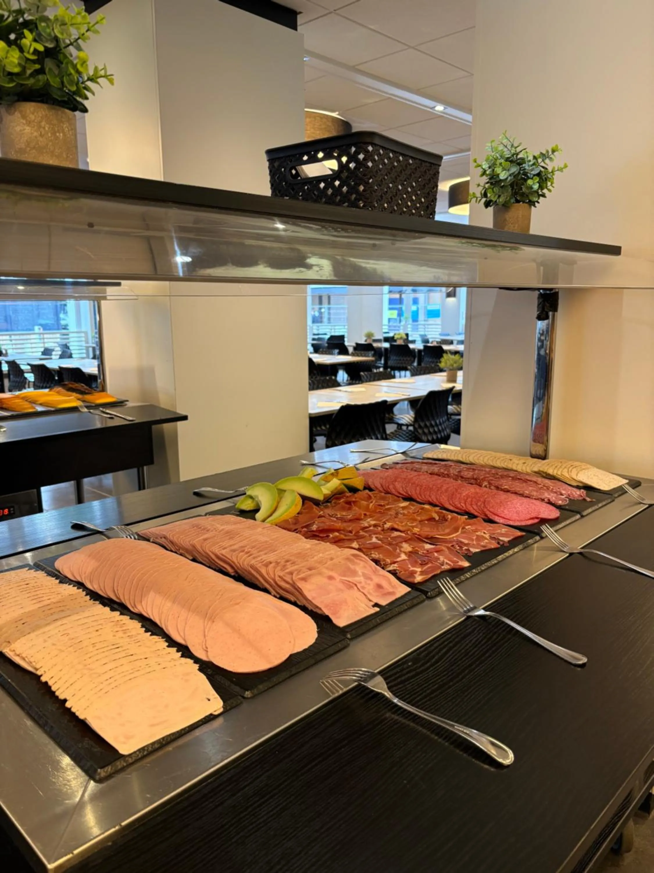 Breakfast in Hotel Sandeshoved Zeedijk