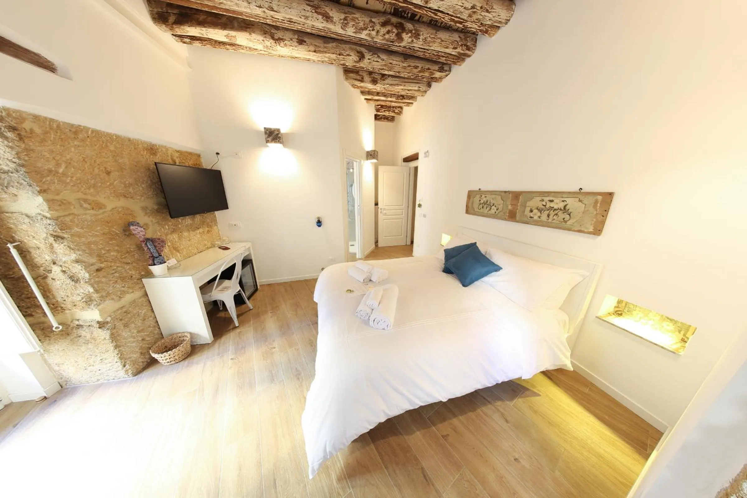 Bed in Bedda Mari Rooms & Suite