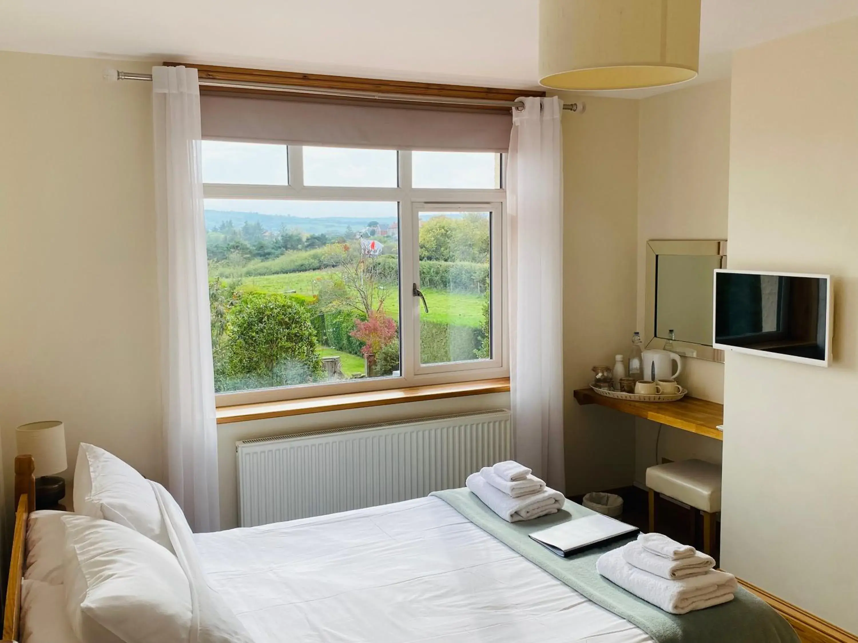 Double Room with Shower in Mooredge Guest House Double Room with Shower in Mooredge Guest House