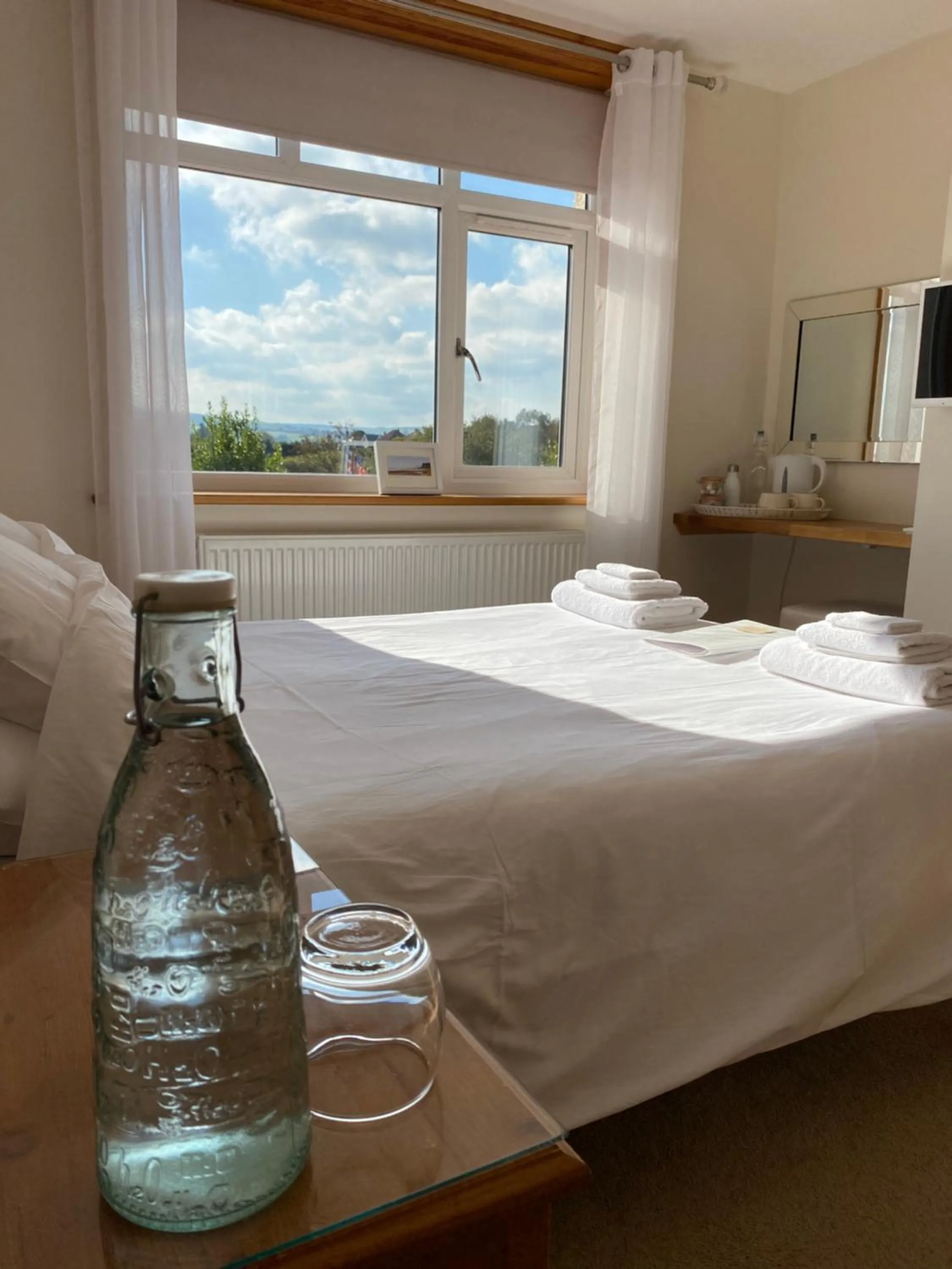 Bedroom, Bed in Mooredge - Room only