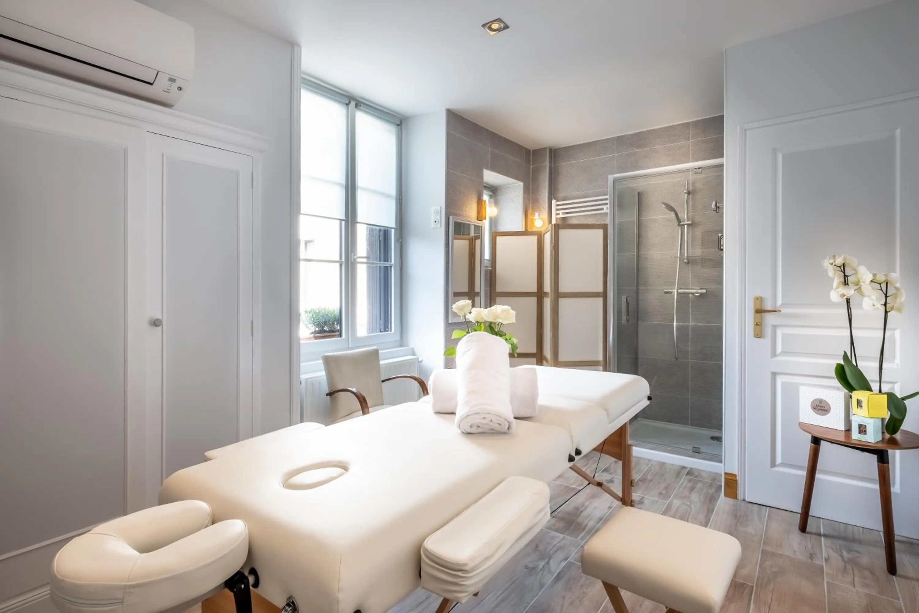 Massage in Auberge du Bon Laboureur Chenonceaux