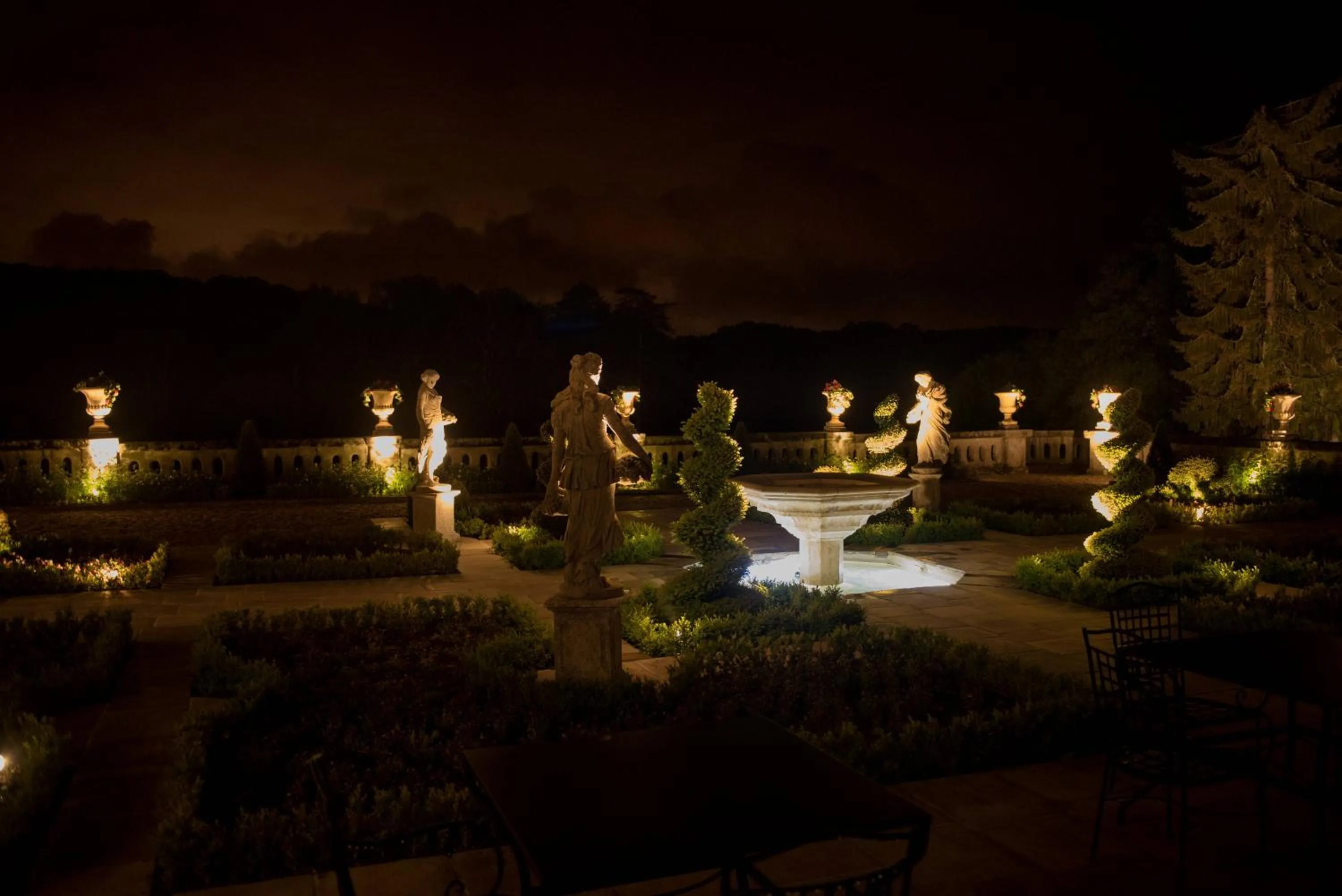 Patio in Château De Beauvois - La Maison Younan