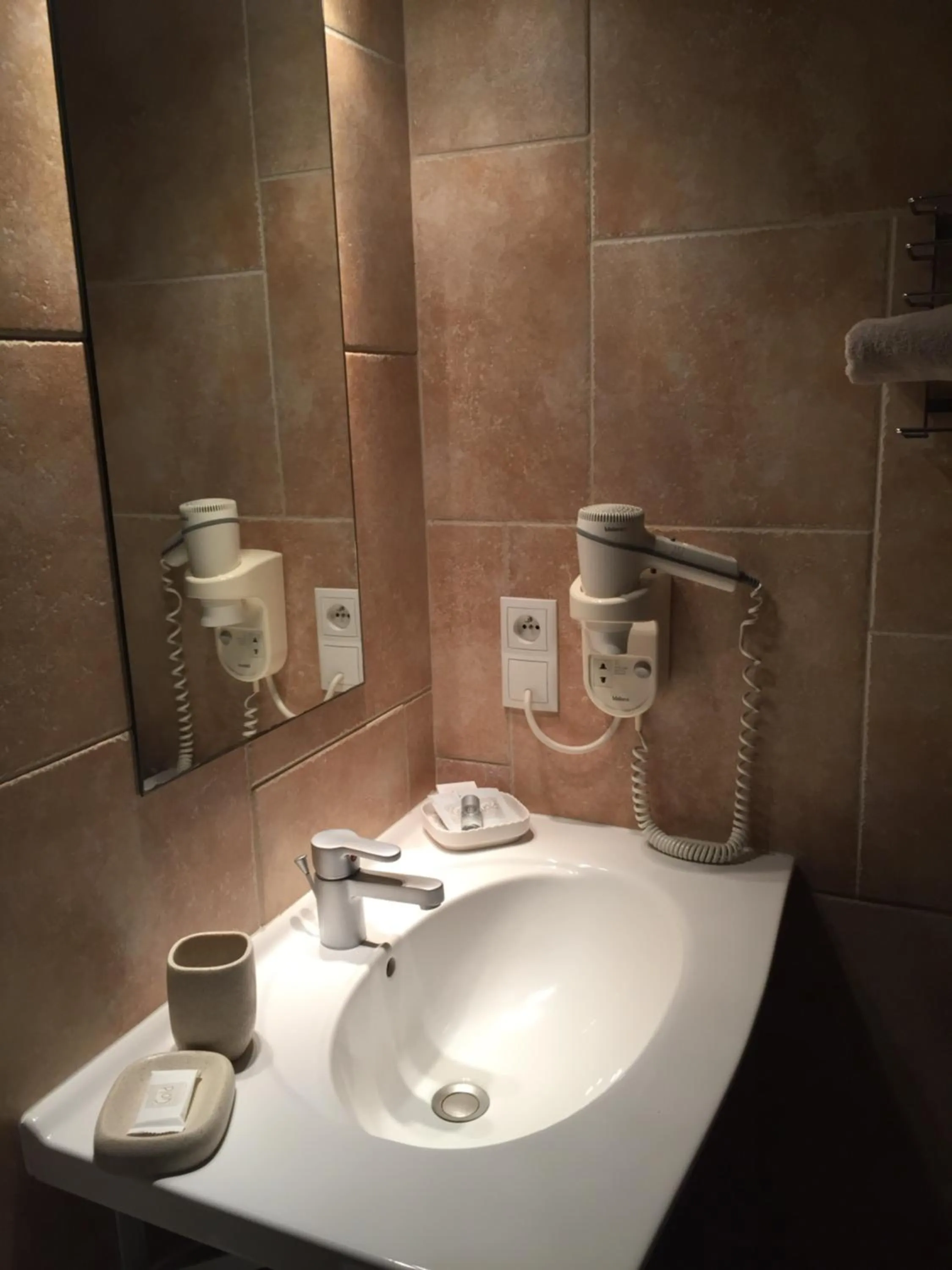 Bathroom in Hotel Prélude