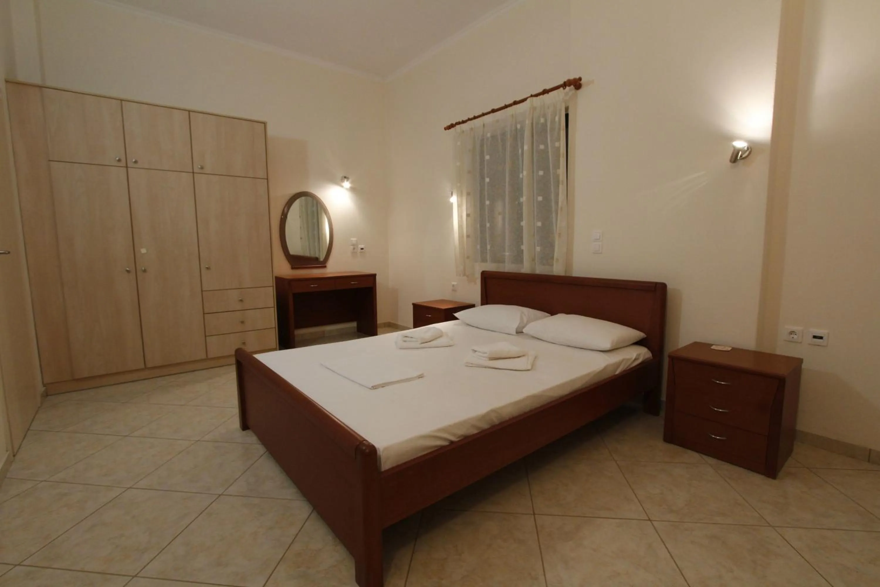 Bed in Θέα - View Appartments