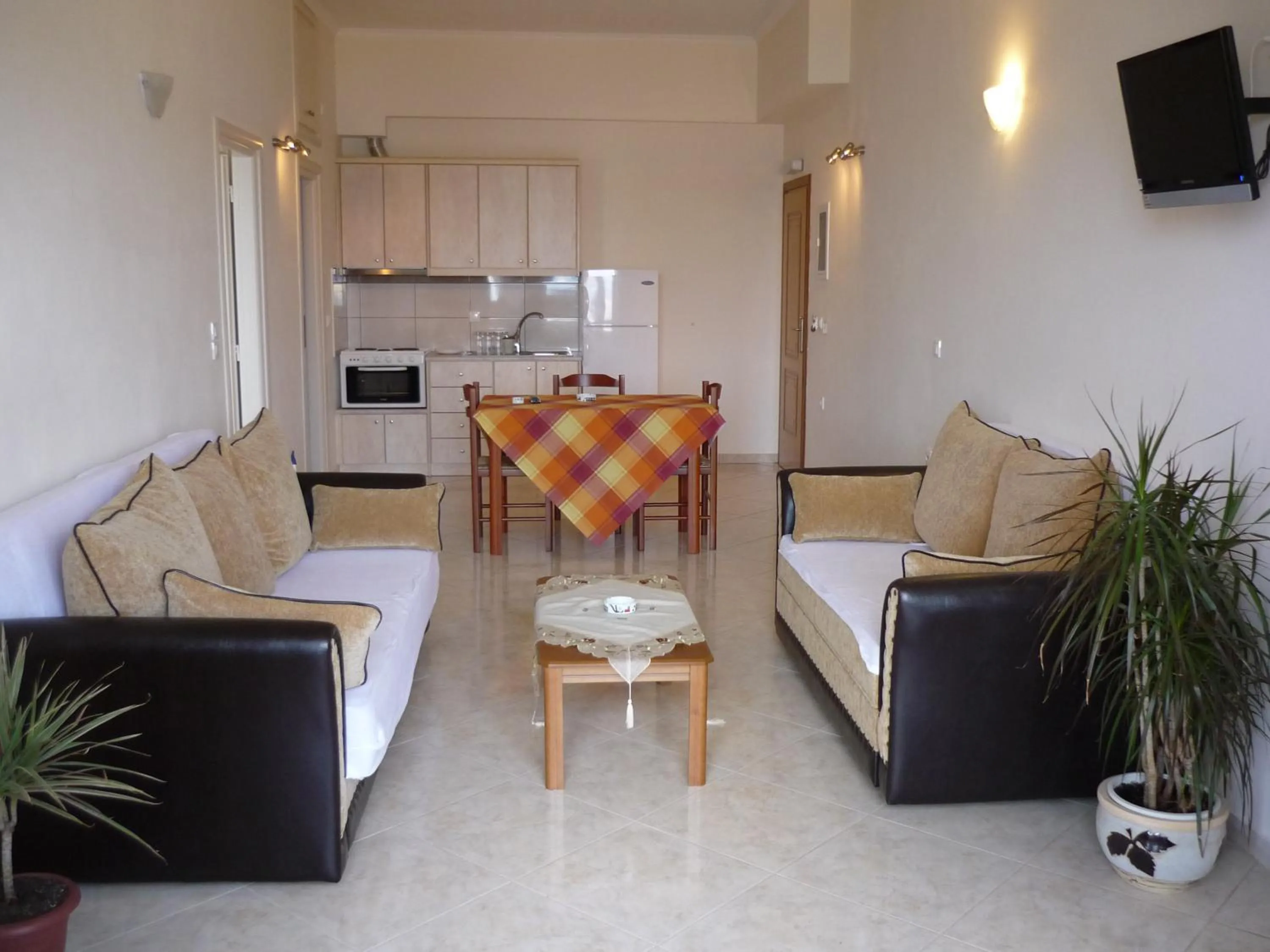 Seating area, Bed in Θέα - View Appartments