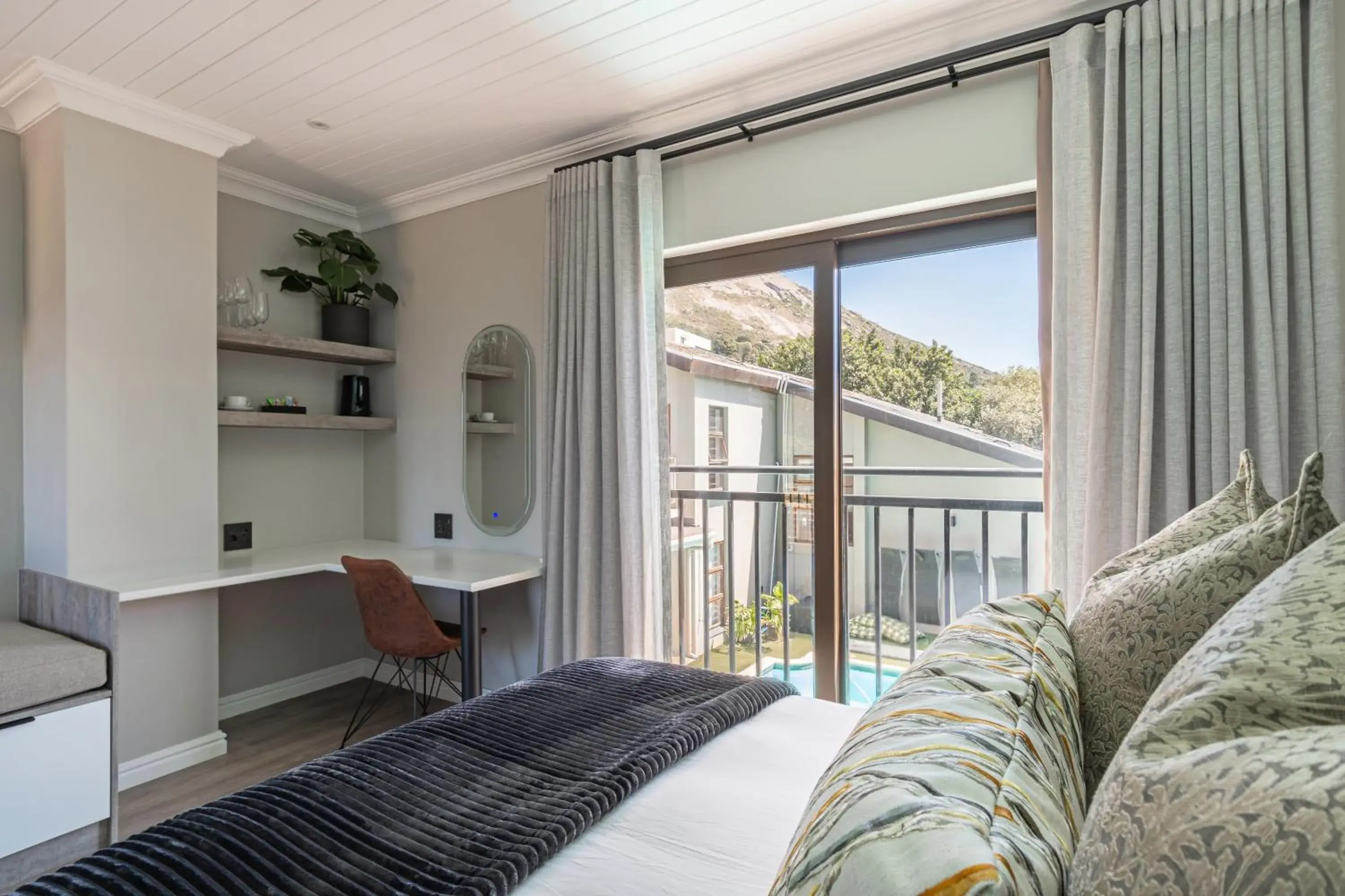 Superior Suite - single occupancy in A' Queenslin Guesthouse Superior Suite - single occupancy in A' Queenslin Guesthouse