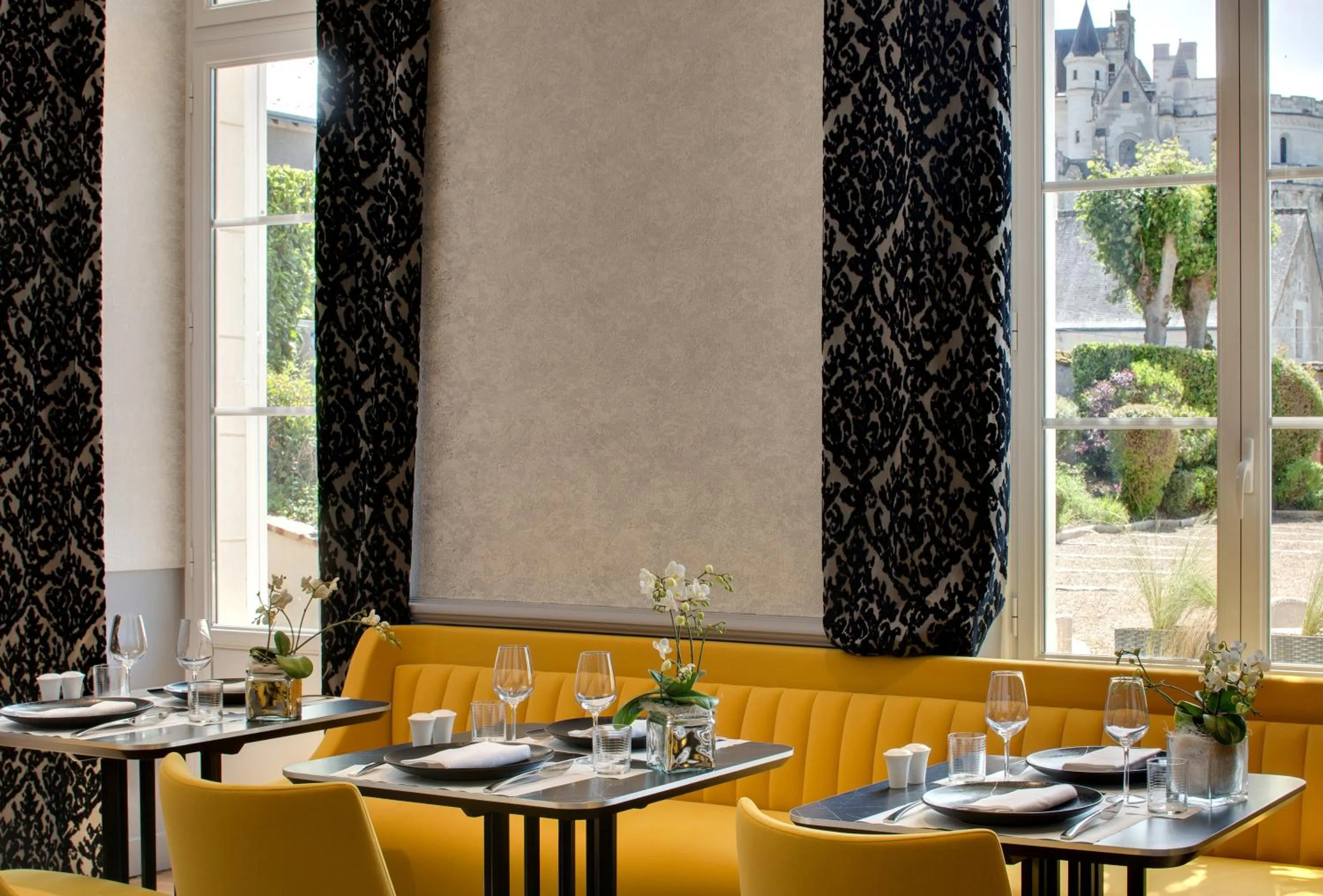 Property building in Le Manoir Les Minimes