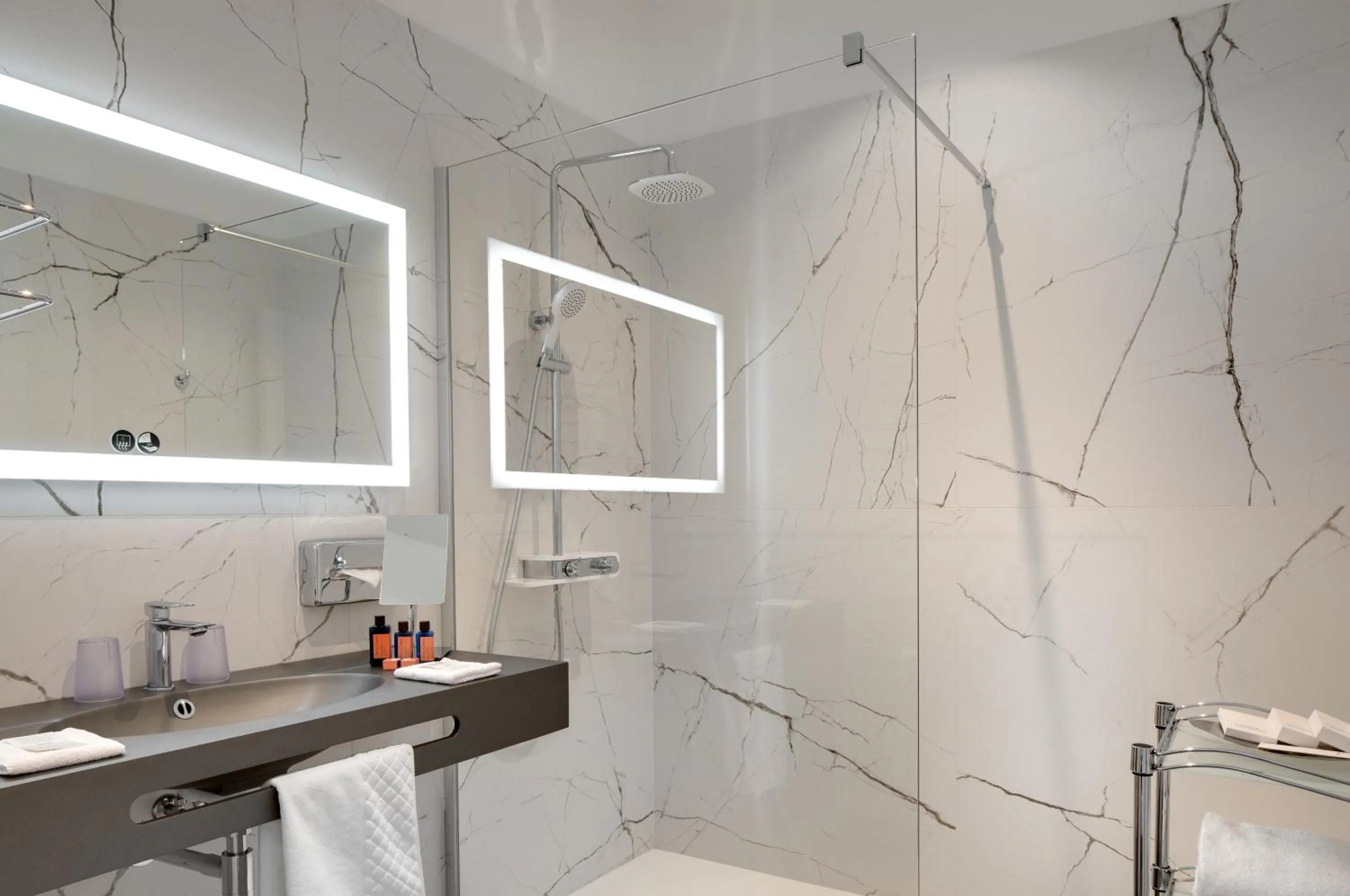 Bathroom in Le Manoir Les Minimes