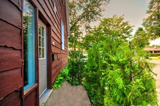 Facade/entrance in Vieille Maison Rustique Espace Intéressant