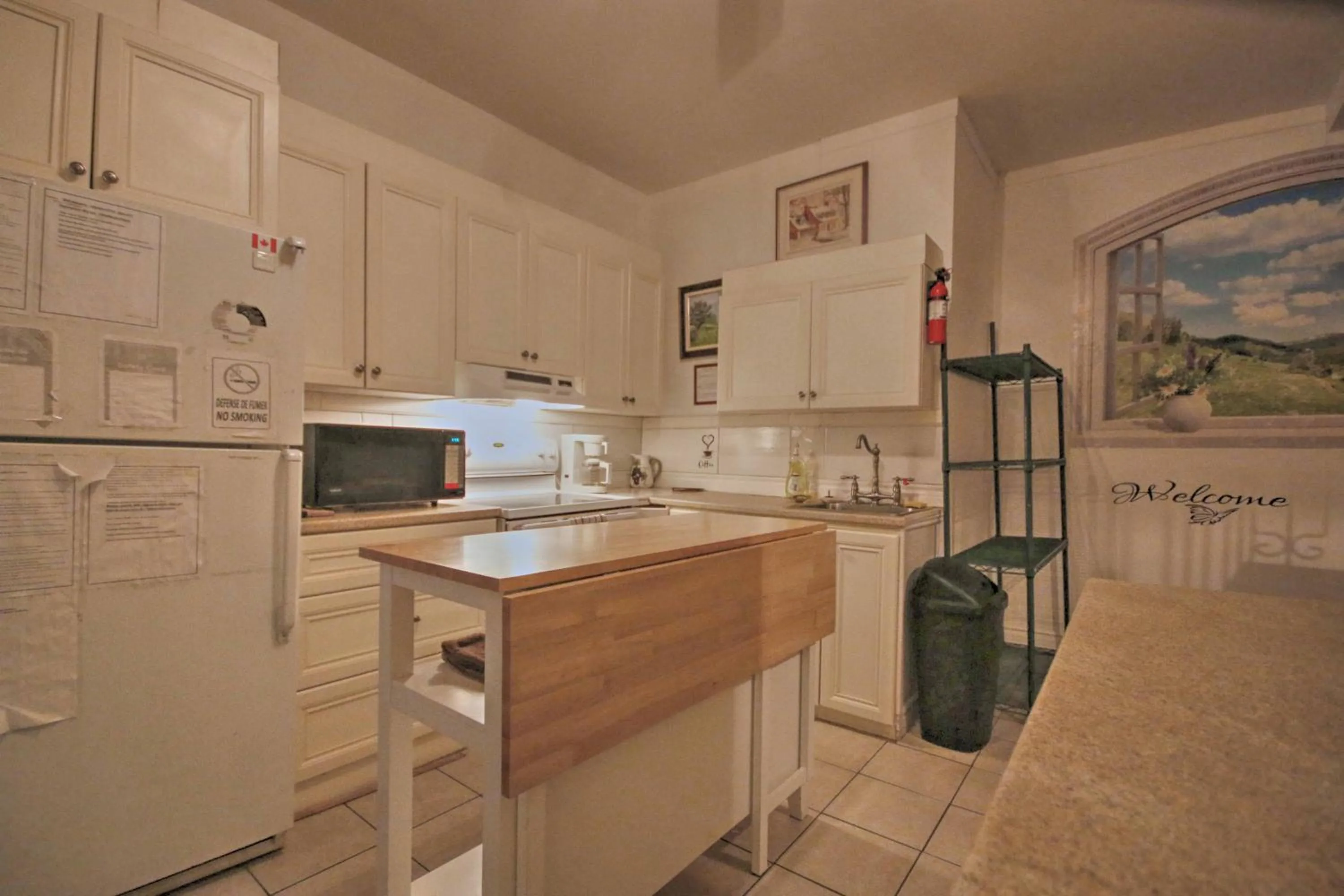 Kitchen or kitchenette in Vieille Maison Rustique Espace Intéressant