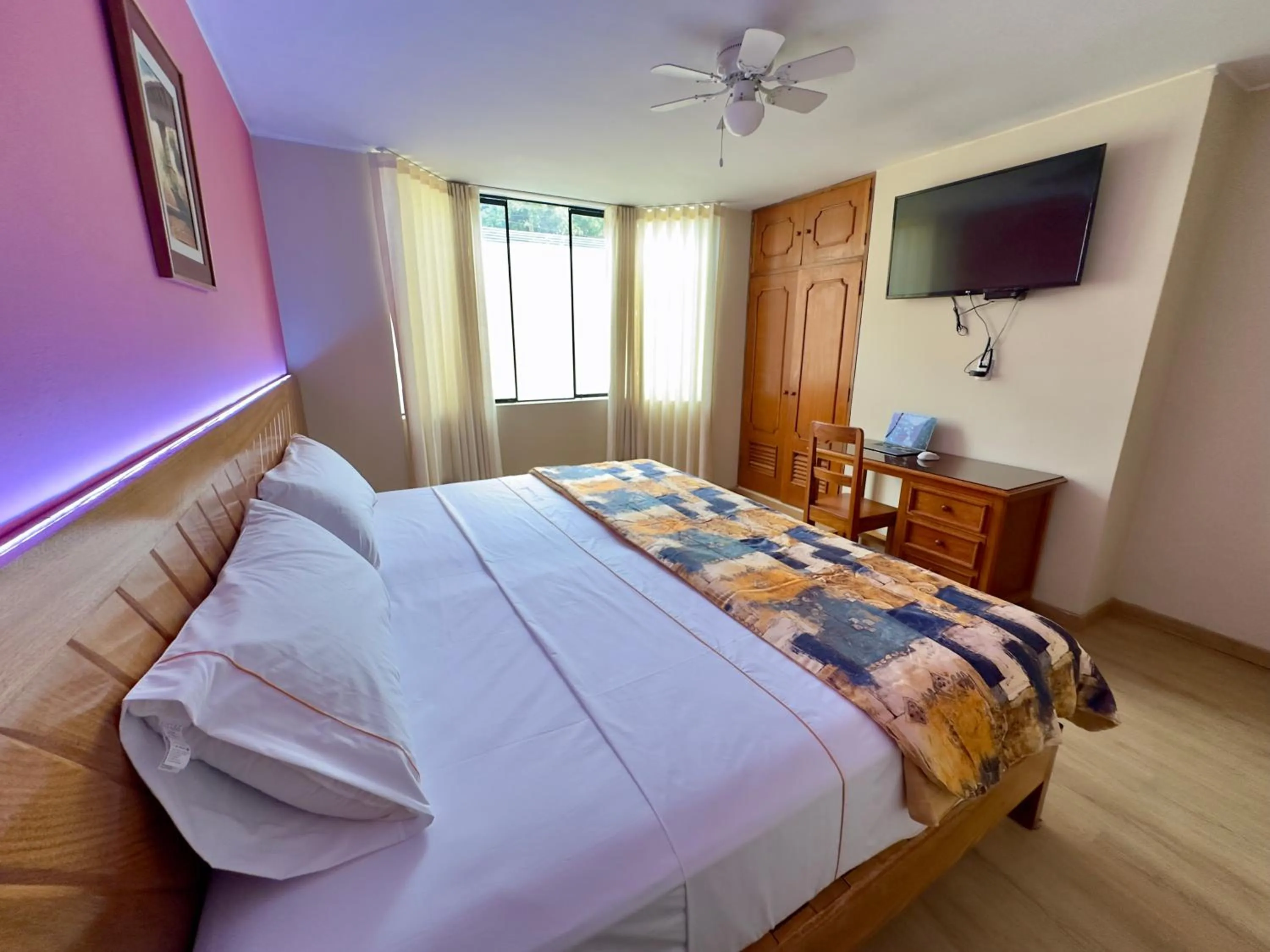 Bedroom, Bed in Hotel La Molina