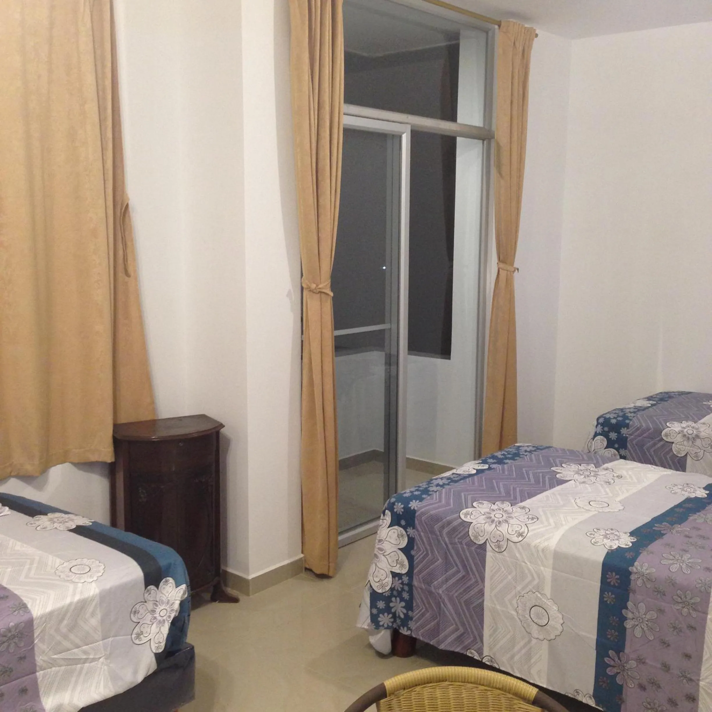 Bedroom, Bed in Hotel Almond Beach