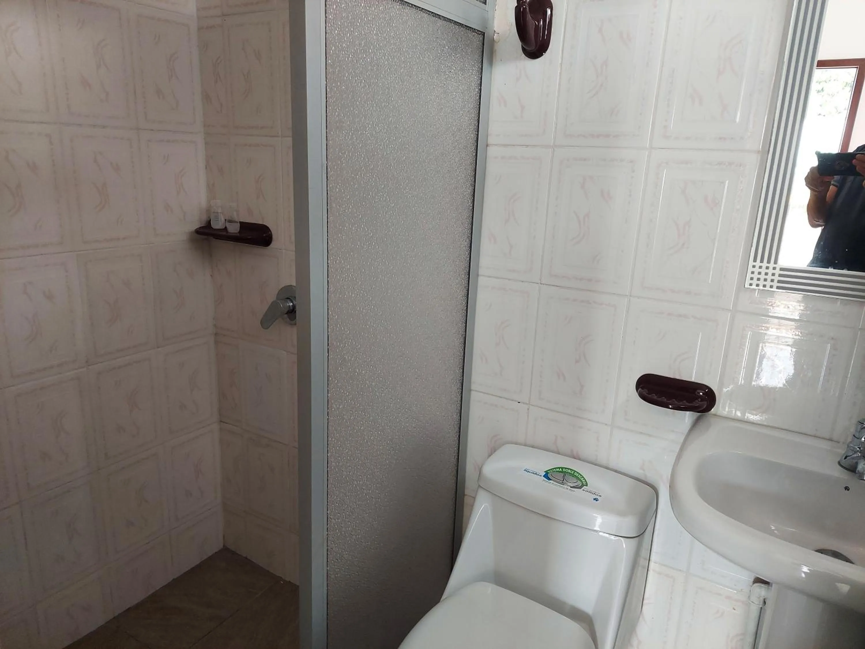 Bathroom in Hotel Almond Beach