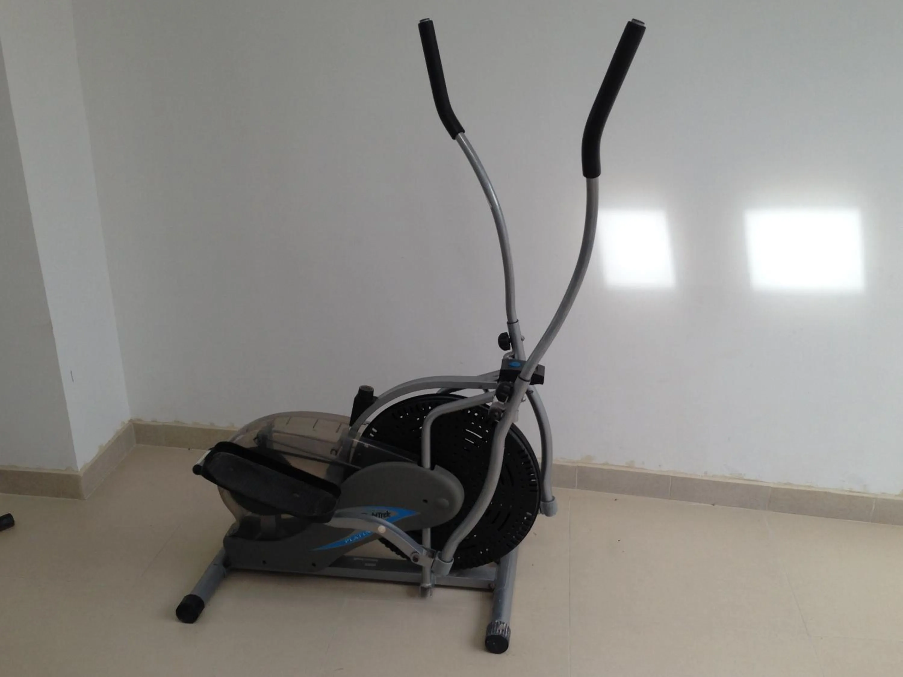 Fitness centre/facilities in Hotel Almond Beach