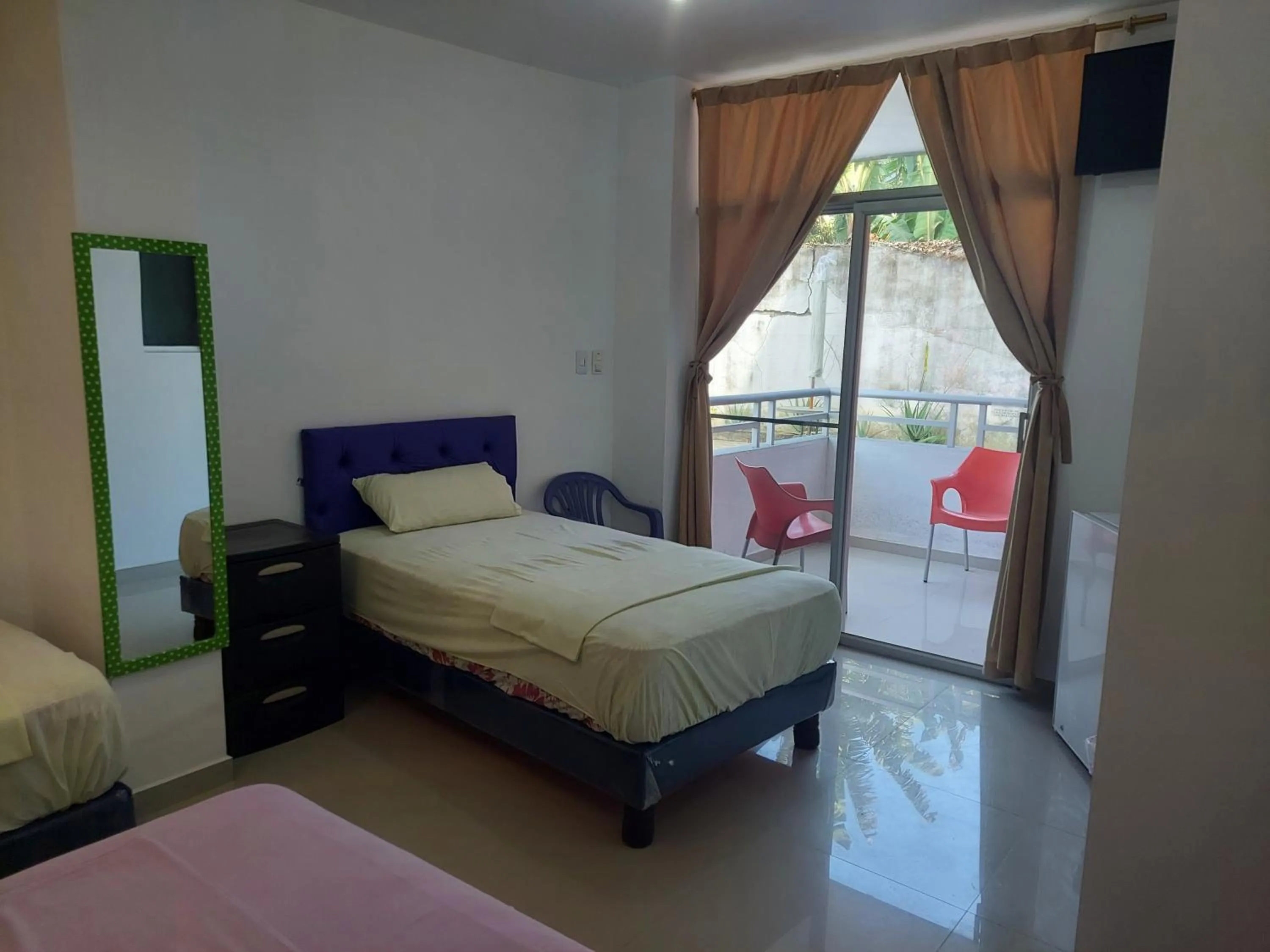 Bedroom, Bed in Hotel Almond Beach