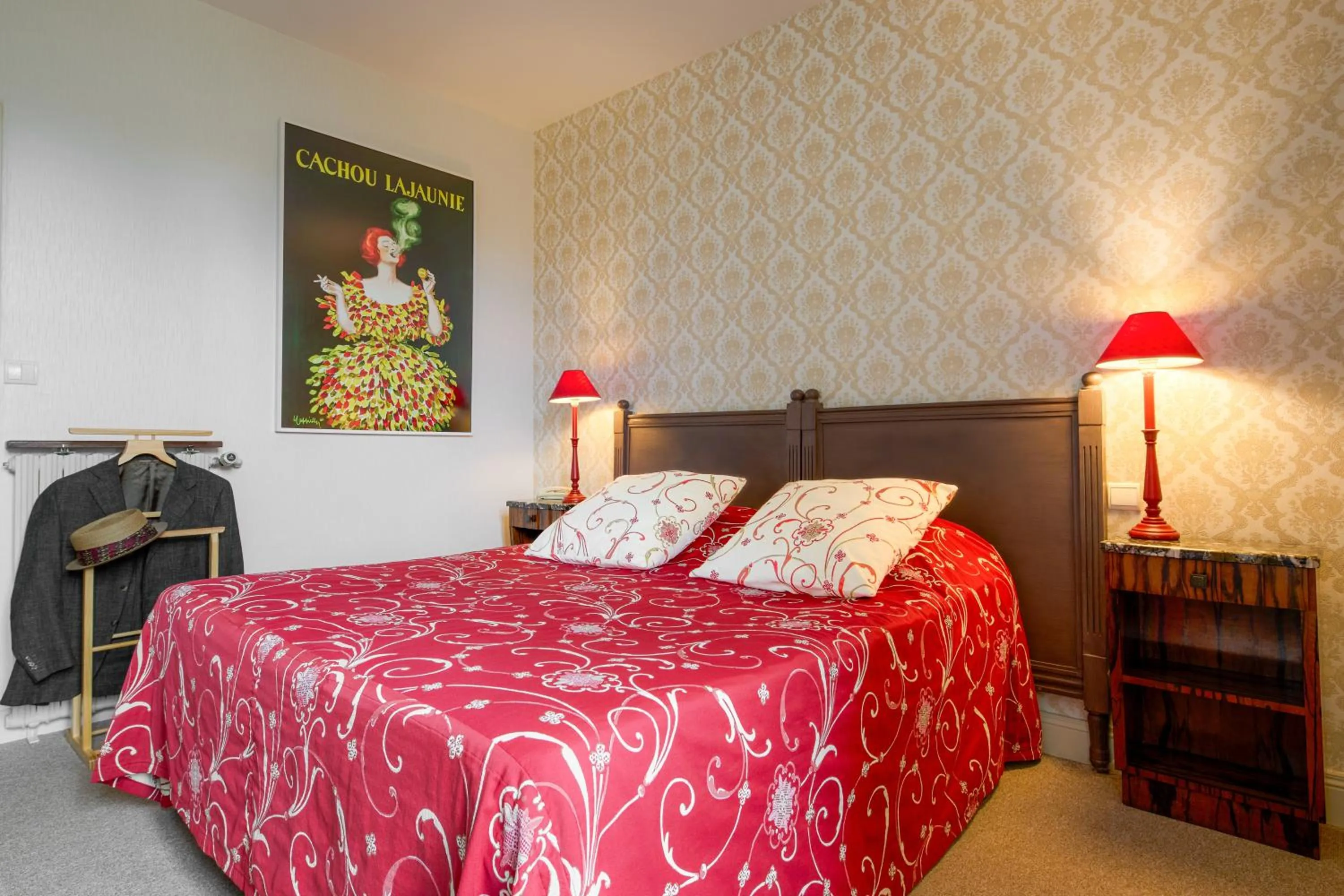 Bed in Hôtel Diderot