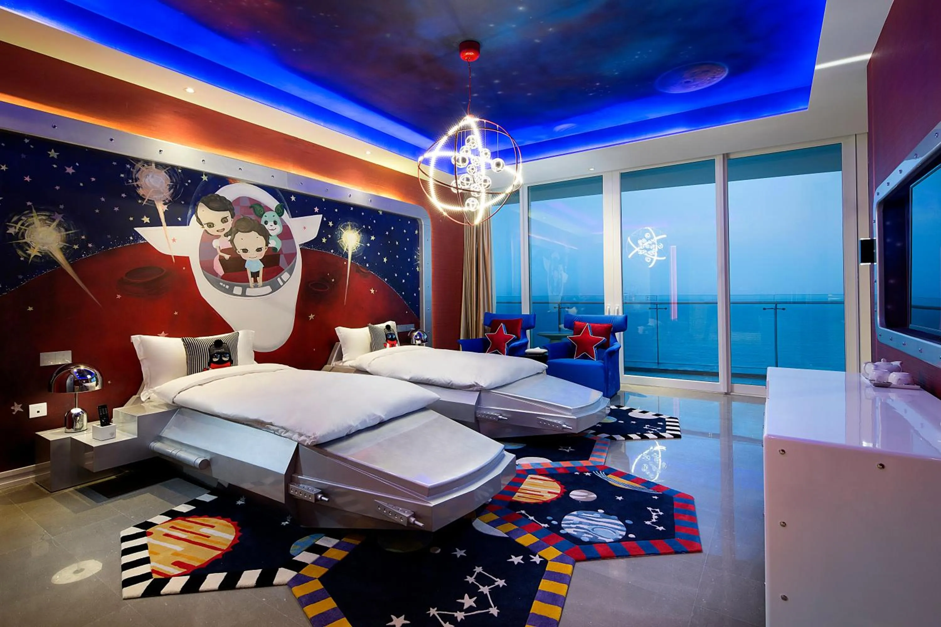 Photo of the whole room, Bed in The Mangrovetree Sanya Resort