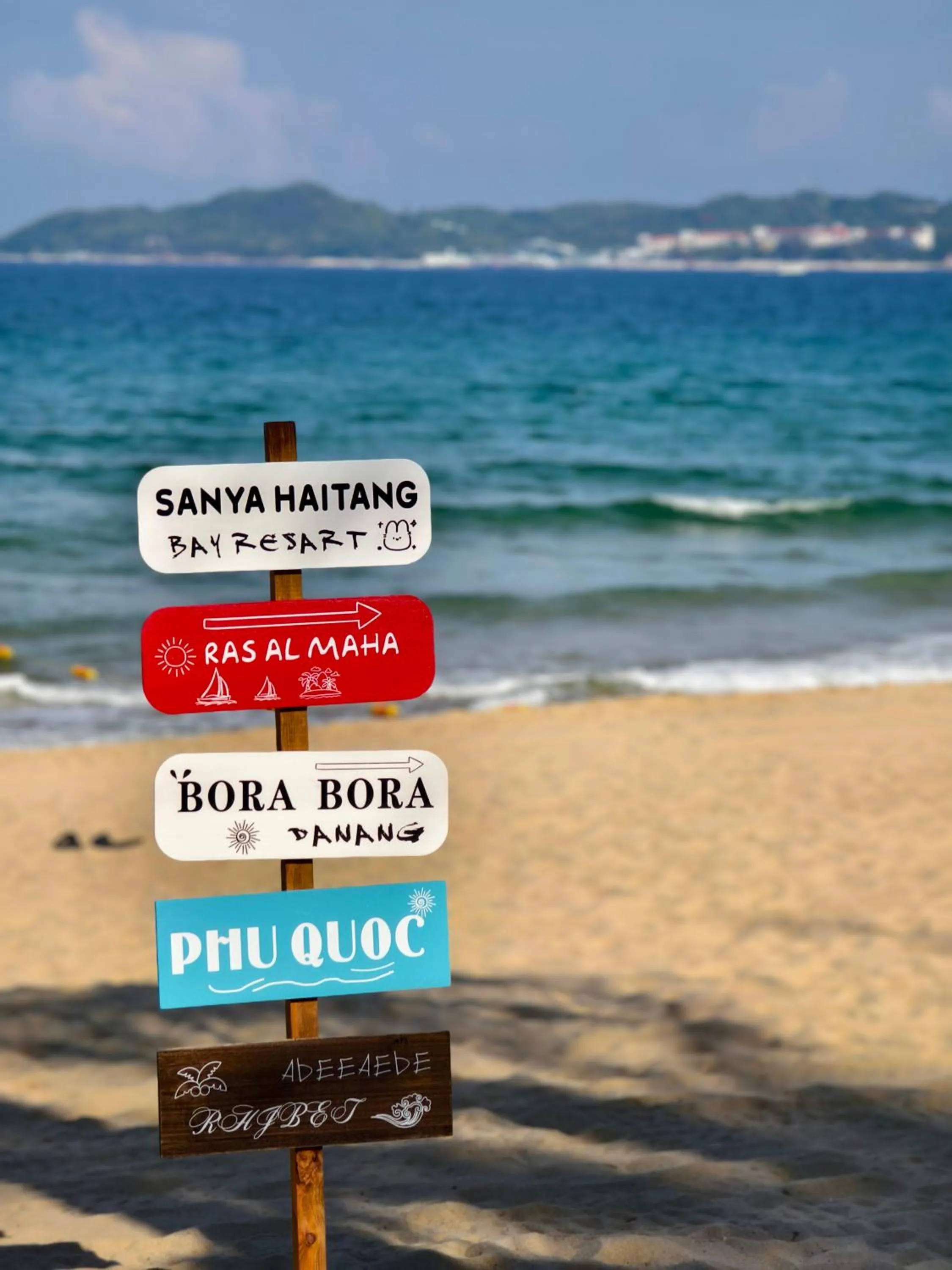 Beach in The Mangrovetree Sanya Resort