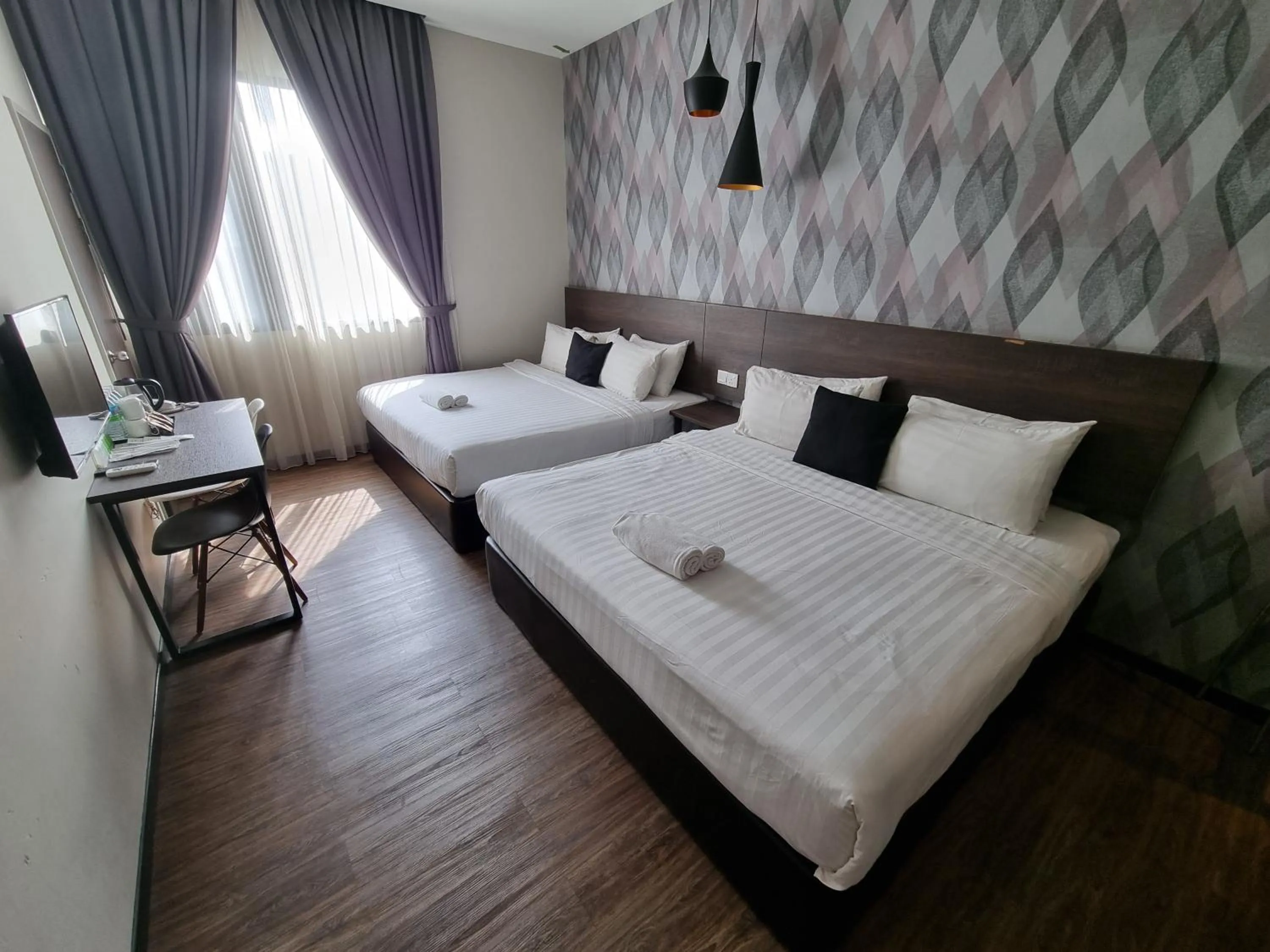 Bedroom, Bed in The Square Hotel