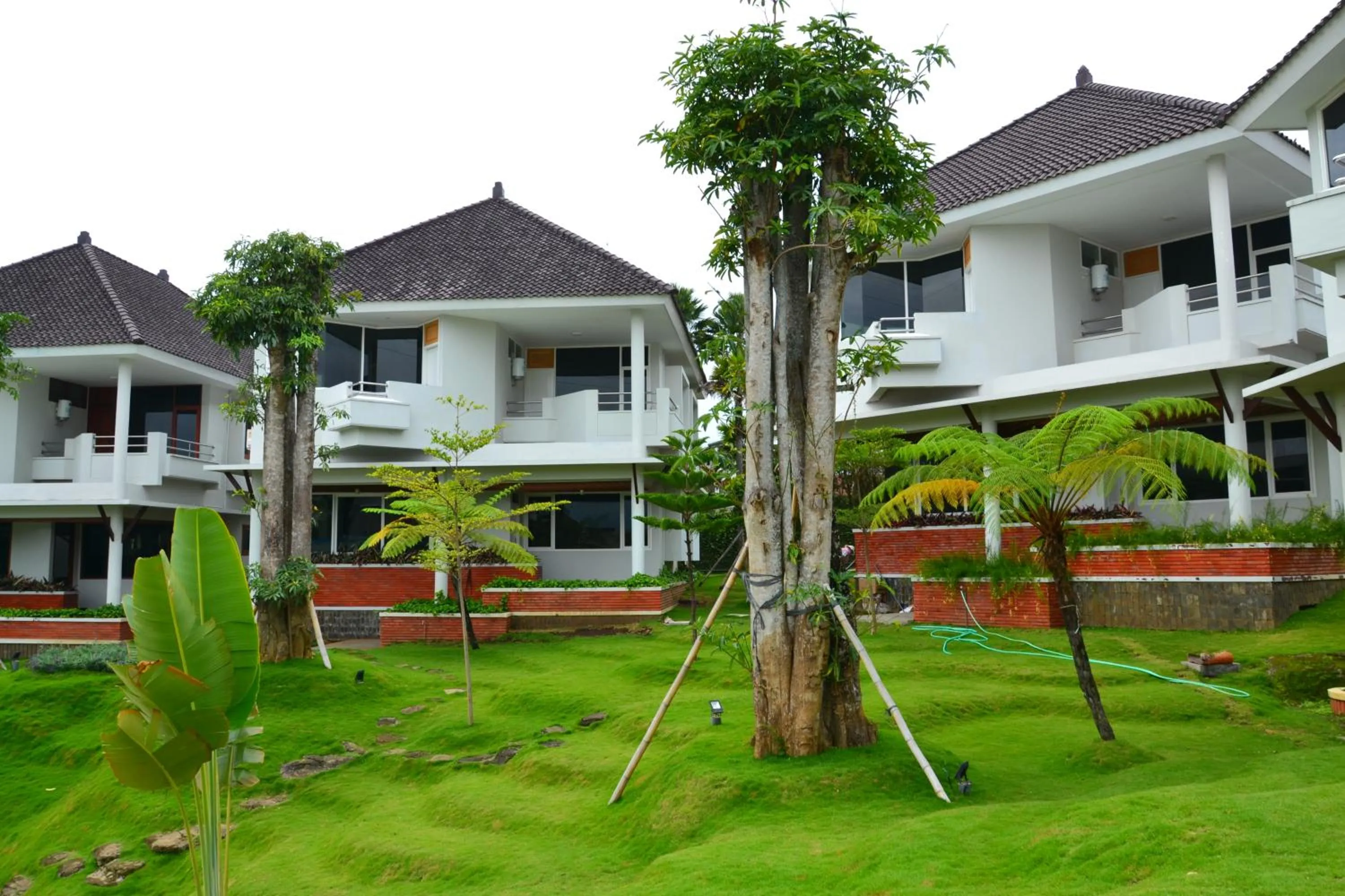 Property building in Samara Resort