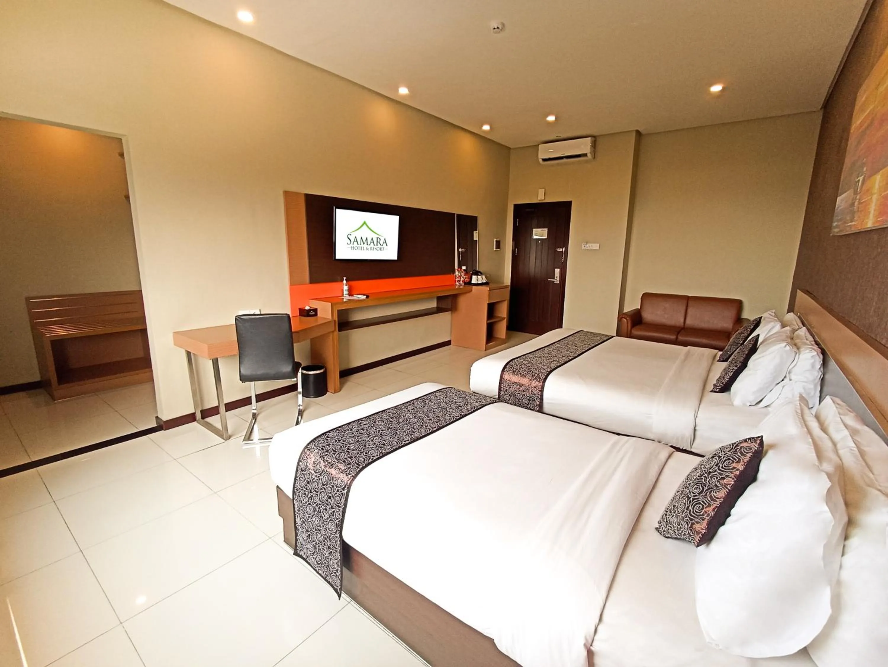 Bed in Samara Resort