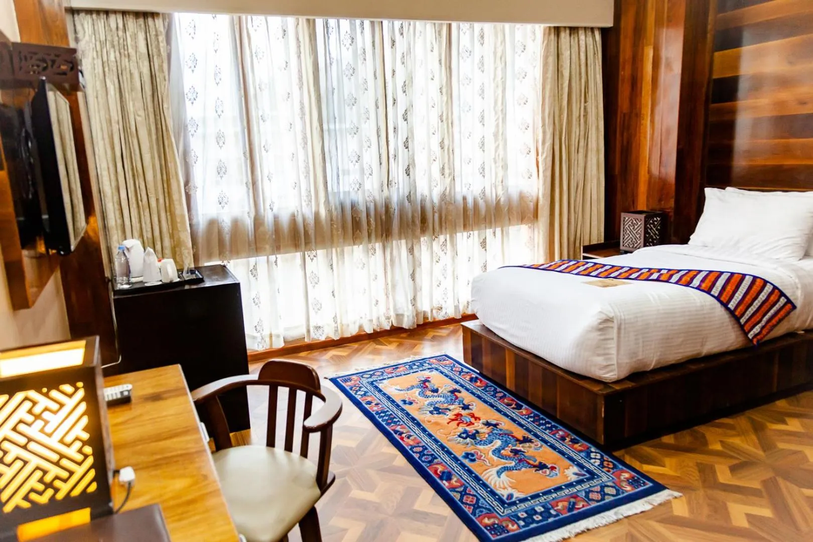 Bedroom, Bed in Tara Phendeyling Hotel