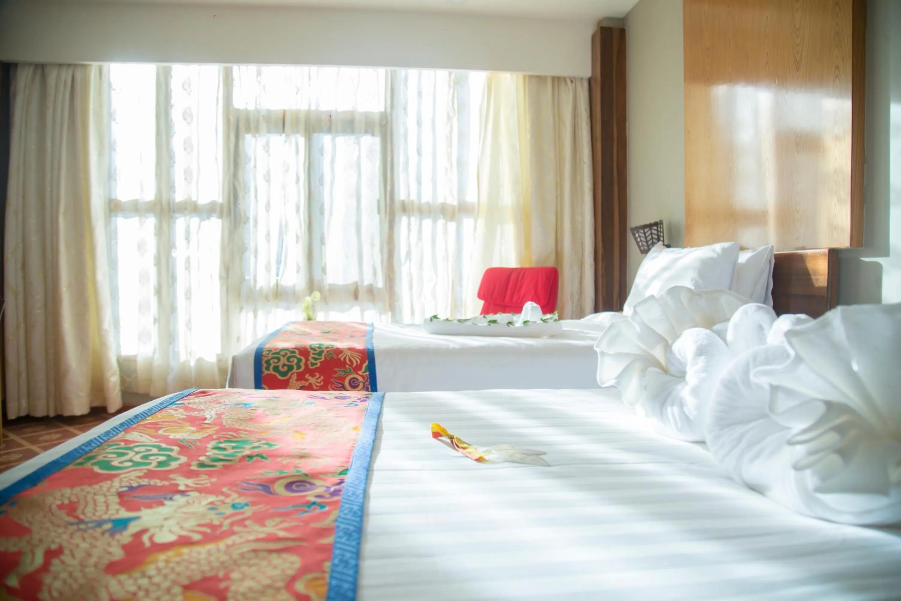 Bedroom, Bed in Tara Phendeyling Hotel